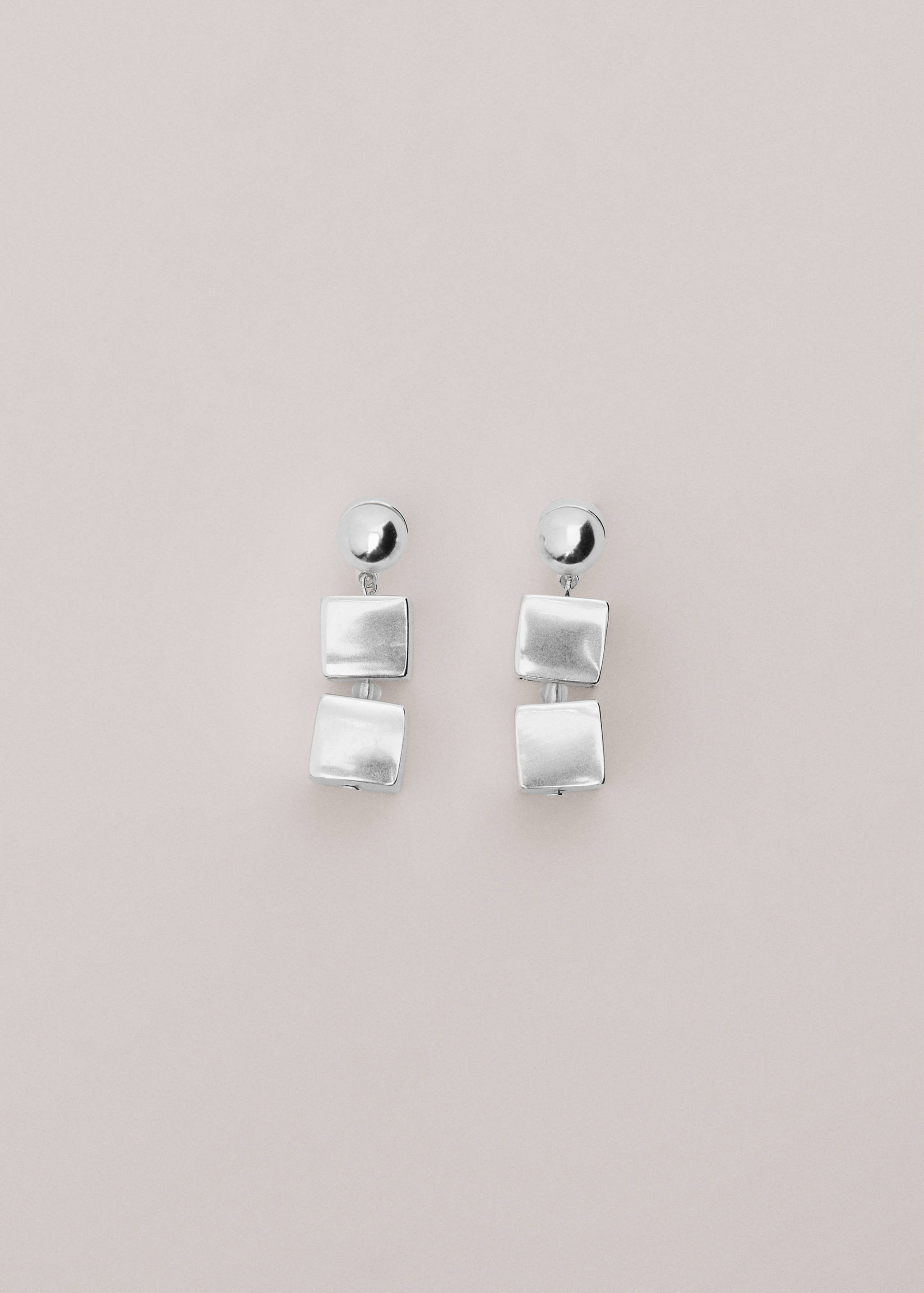 Dangling metallic cube earrings - Article without model