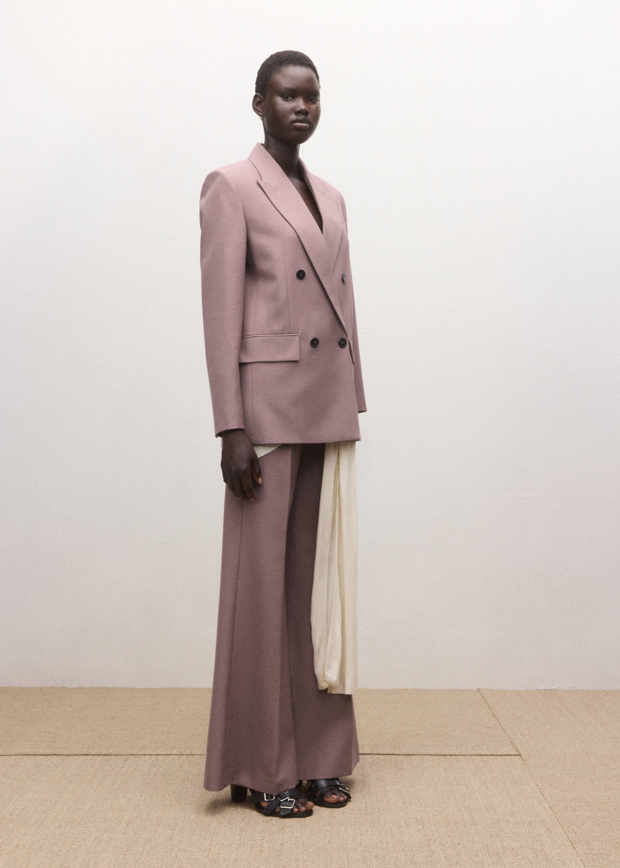 Flared wool suit trousers - General plane