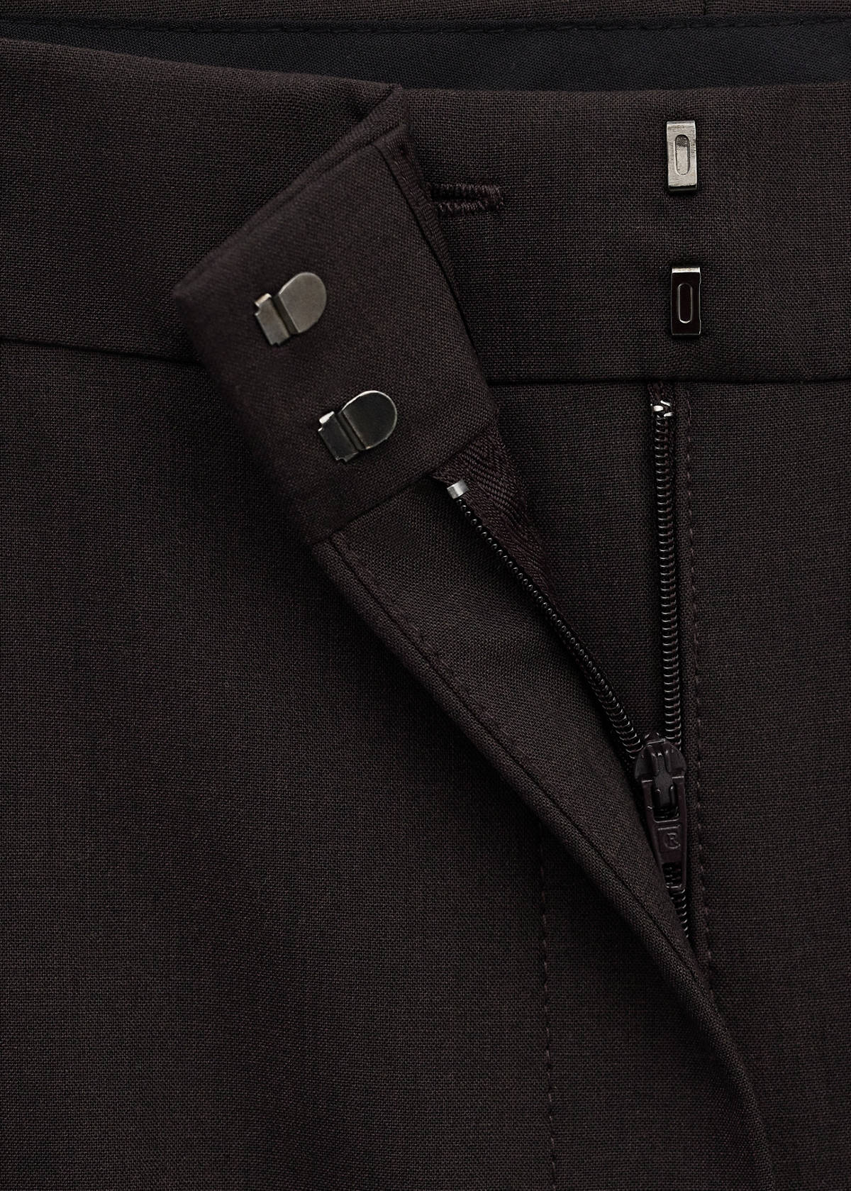 Mid-rise wool suit trousers — Plum