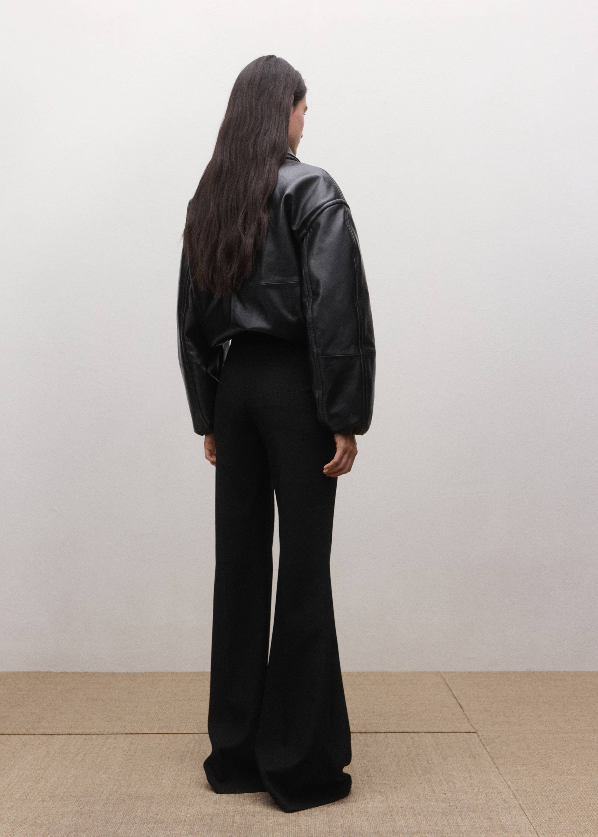 Mid-rise flare trousers - Reverse of the article, Black. Ref: 27004452-00.