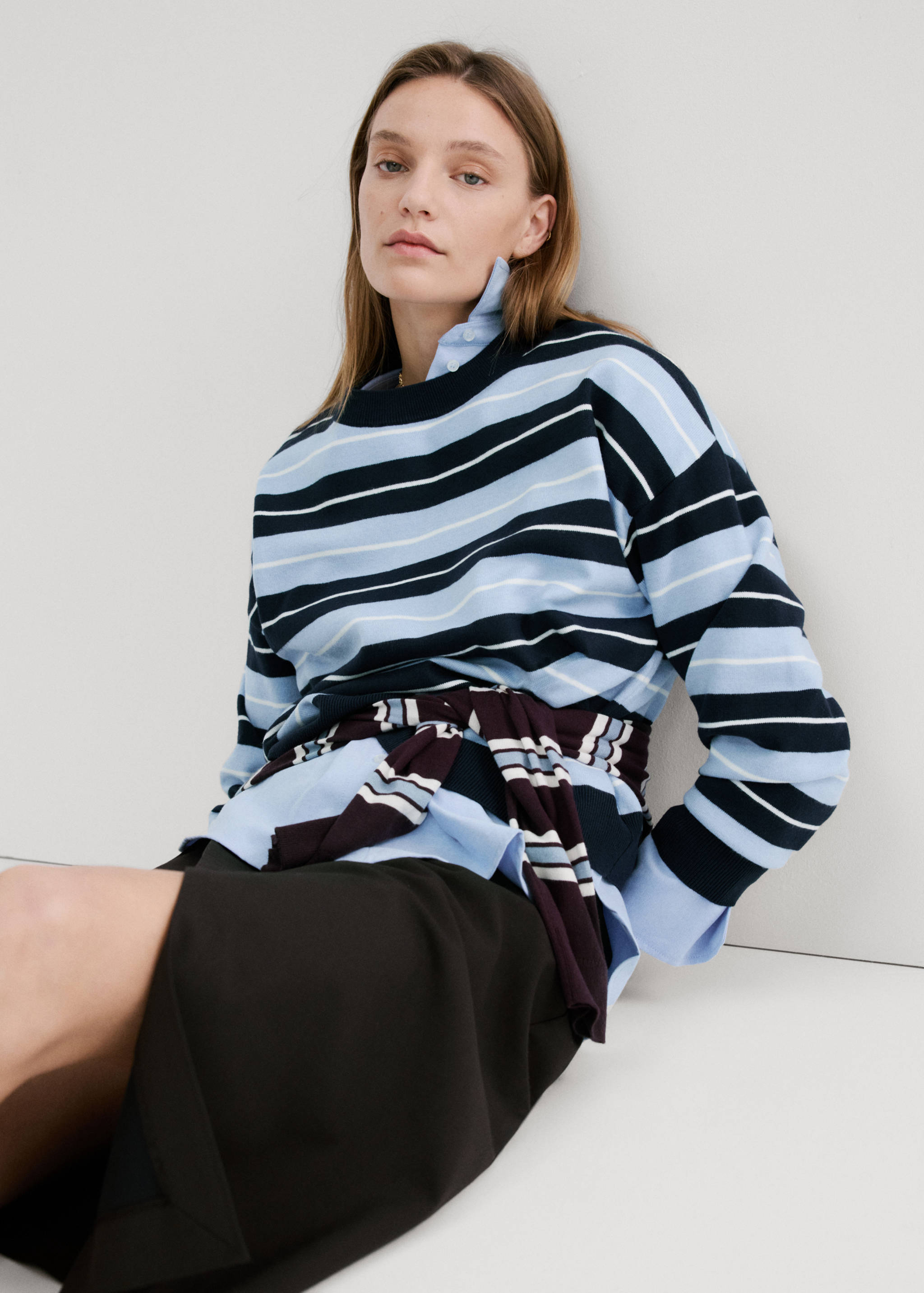 Knit striped sweater - Medium plane