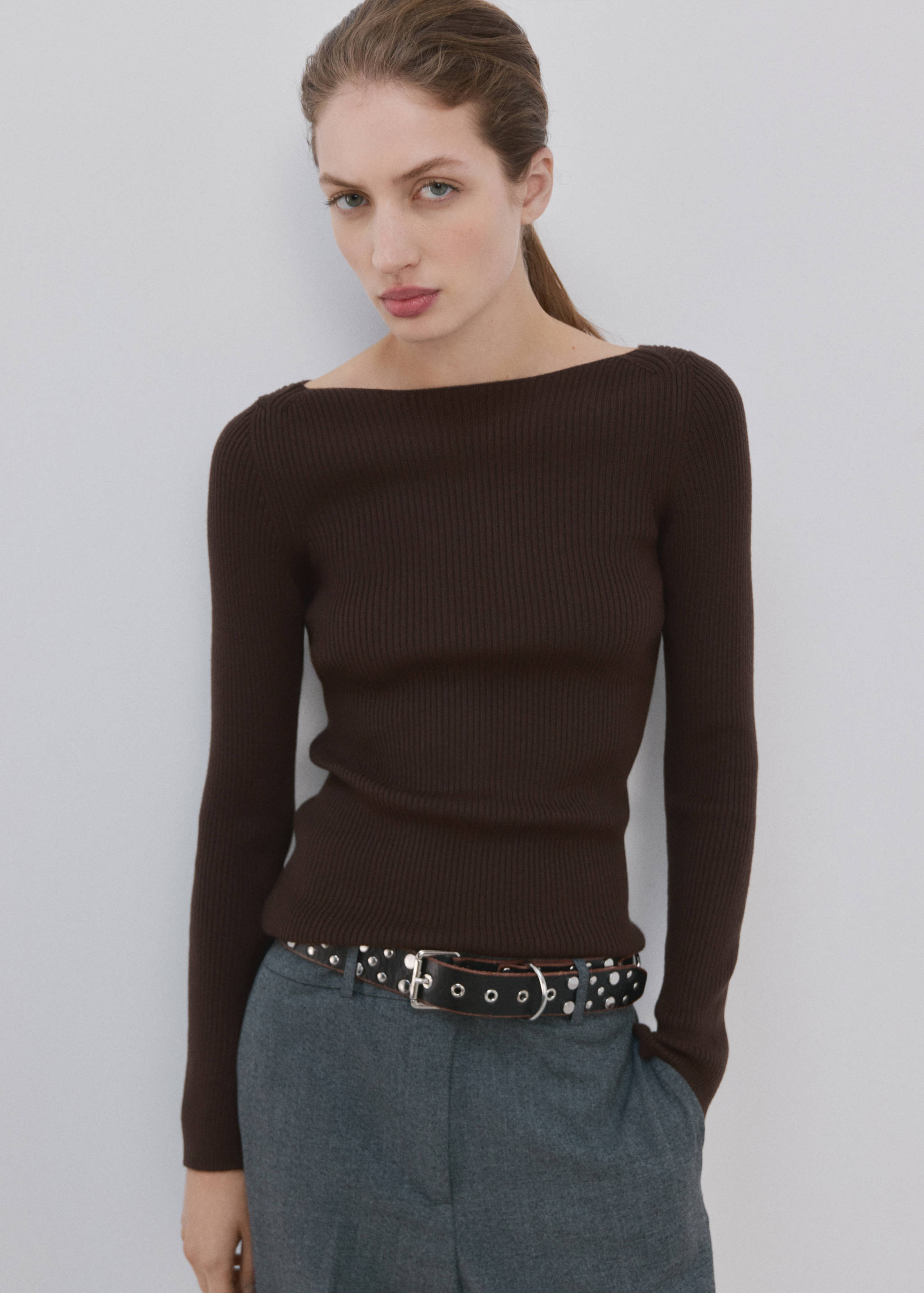 Boat-neck knitted sweater - Medium plane
