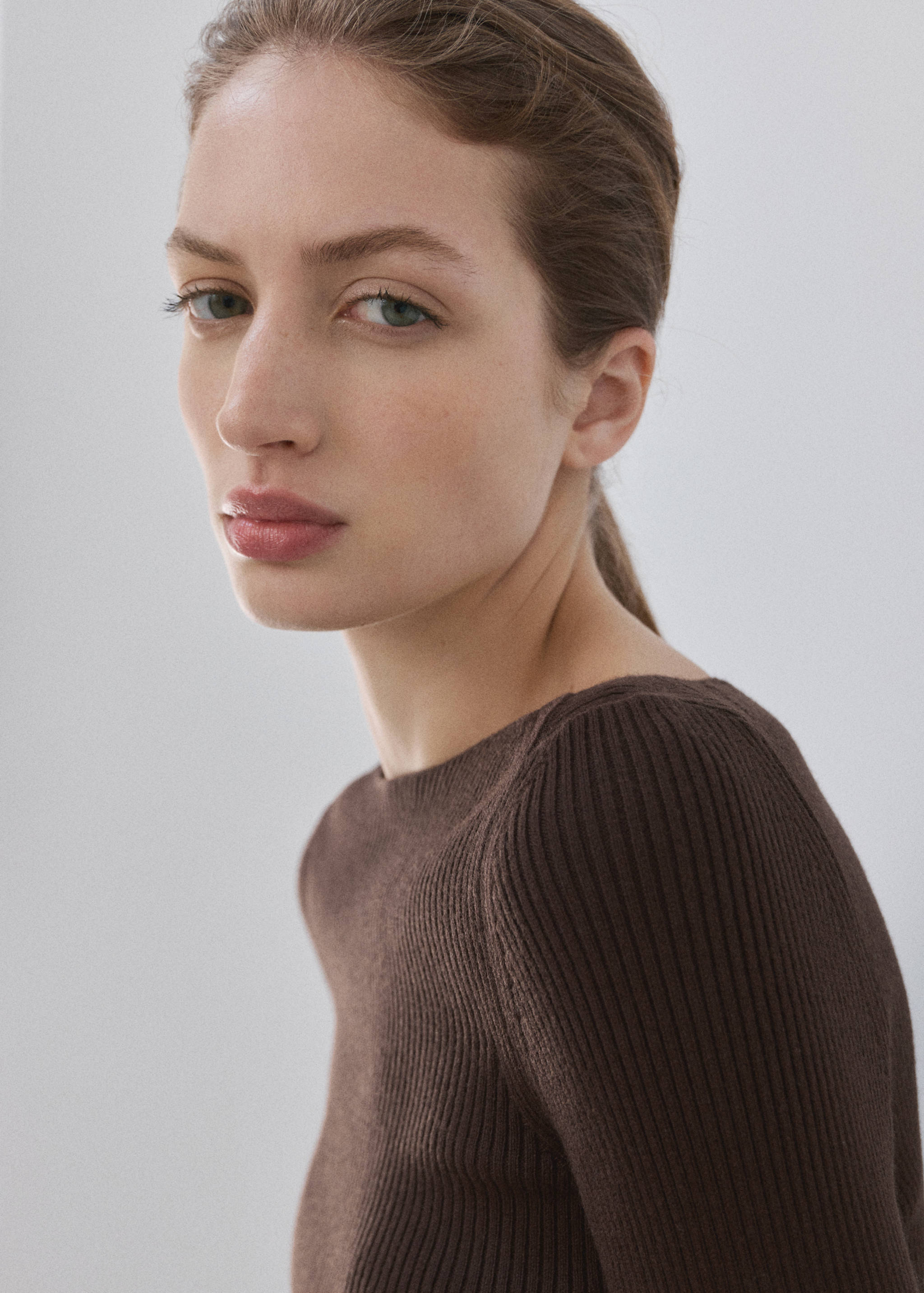 Boat-neck knitted sweater - Details of the article 1