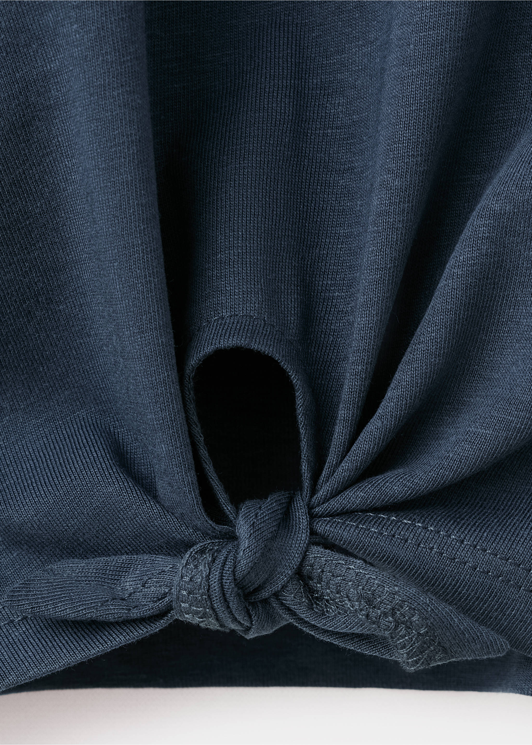 Camiseta detalle nudo - Detalle del artículo 8, Azul marino. Ref: 27005165-00.