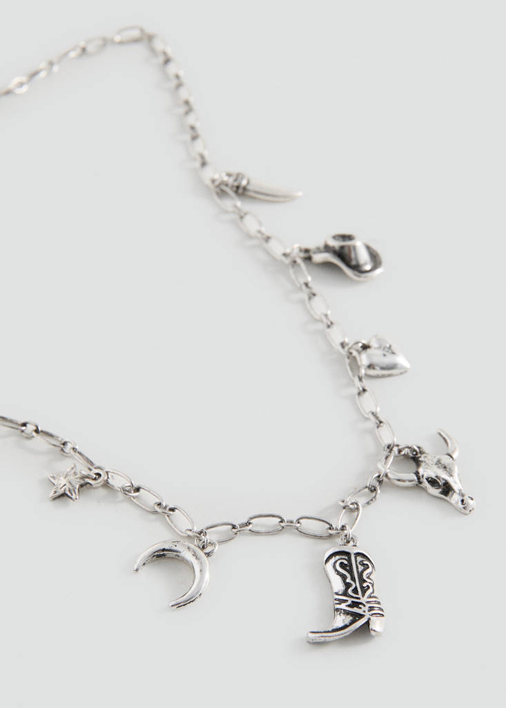 Pendant necklace with charms — Silver