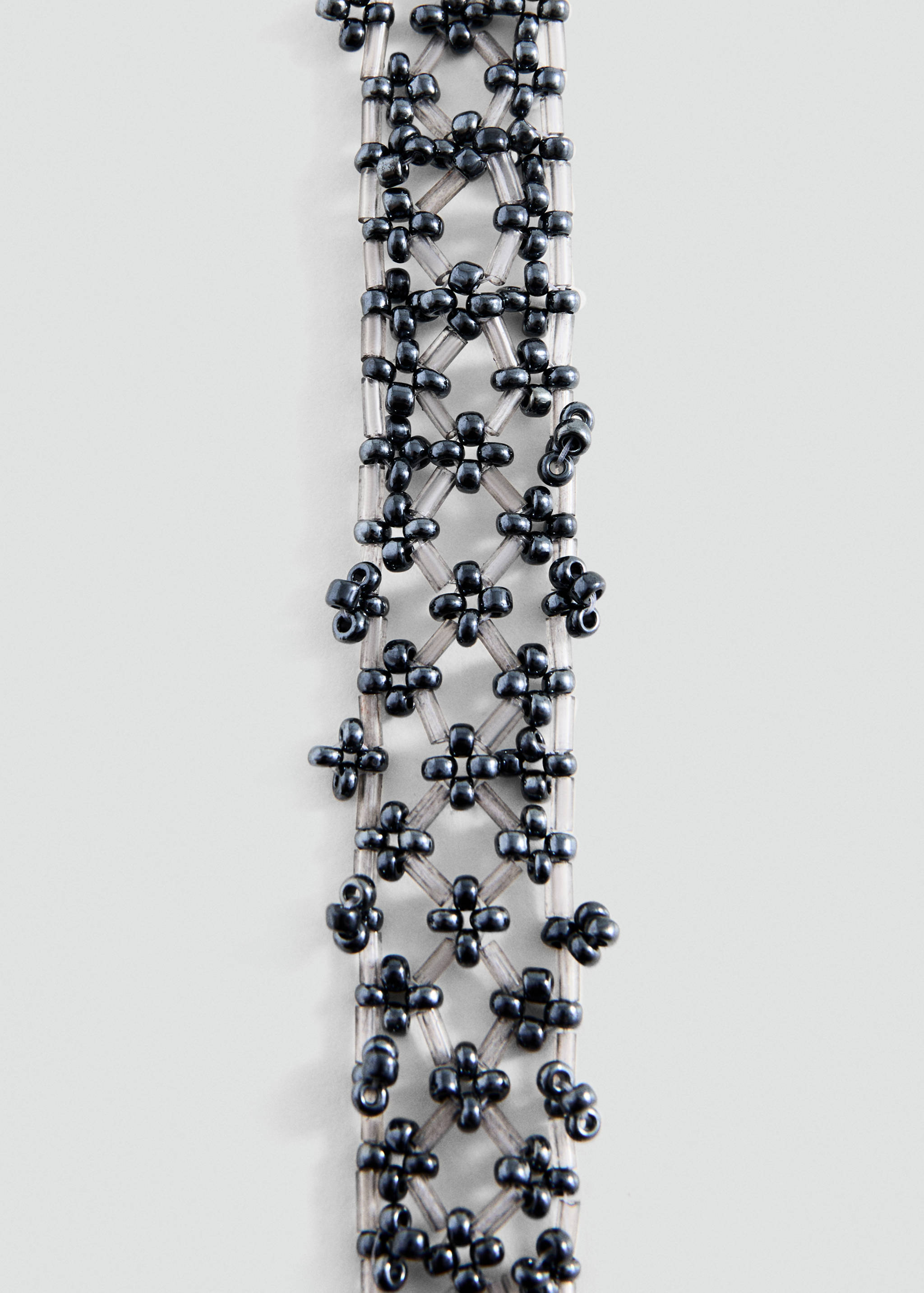 Choker with mesh beads - Medium plane