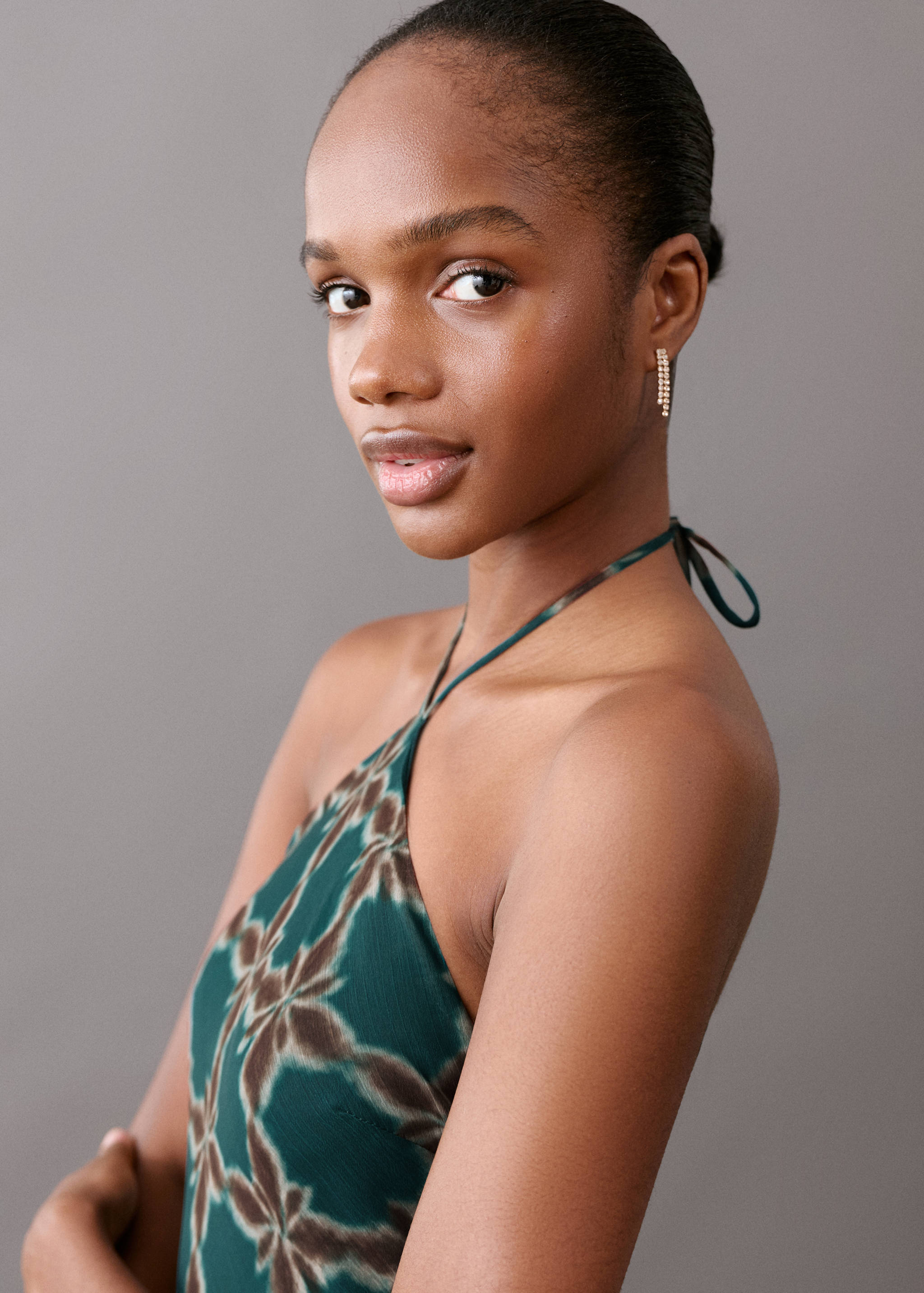 Vestit estampat coll halter - Detall de l'article 1