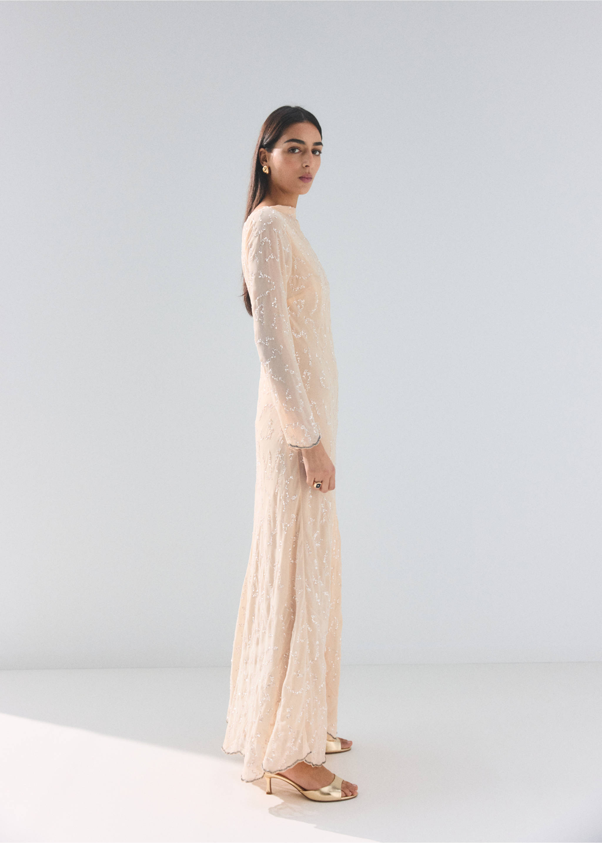 Sequin dress with open back - General plane, Ecru. Ref: 27005821-00.