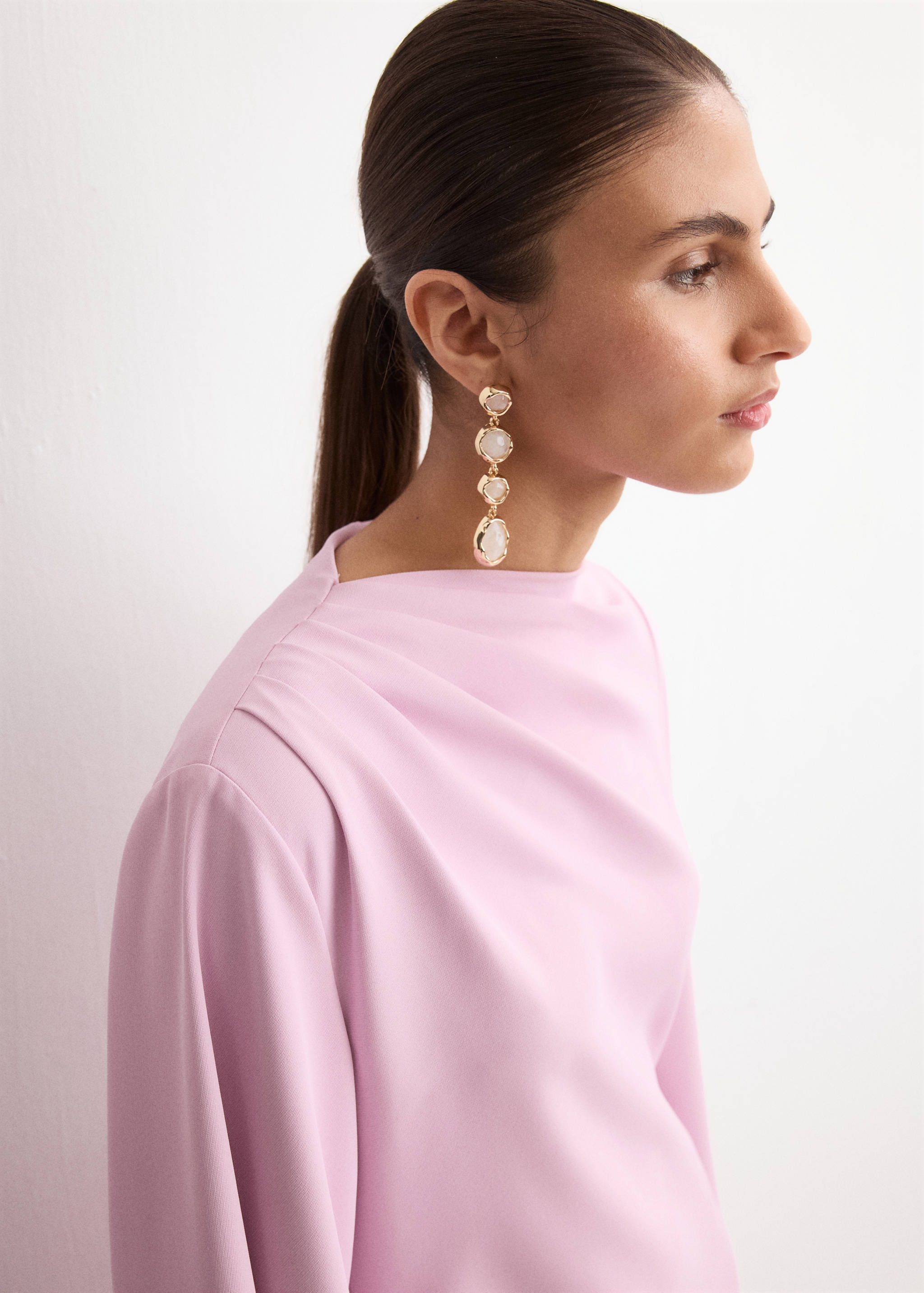 Flared-sleeve satin dress - Details of the article 1