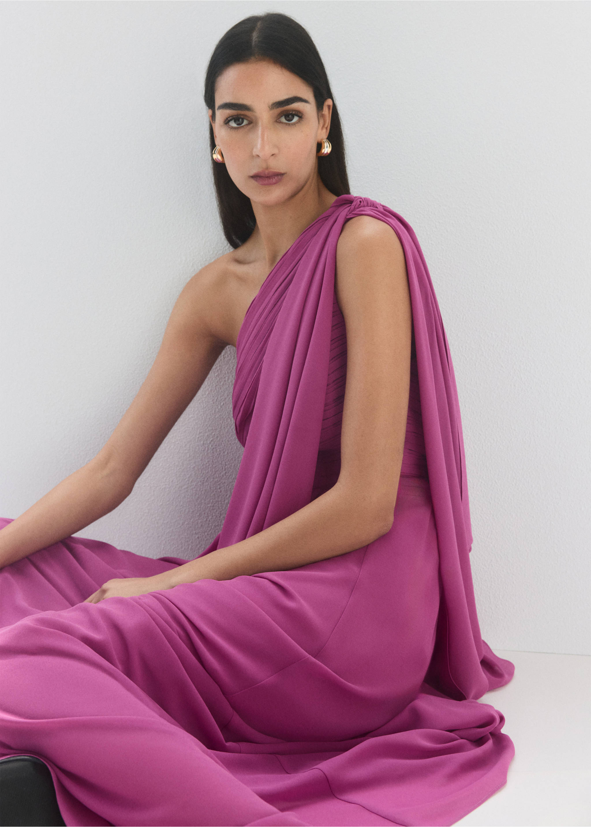 Knot asymmetric dress - Details of the article 2, Fuchsia. Ref: 27005824-00.