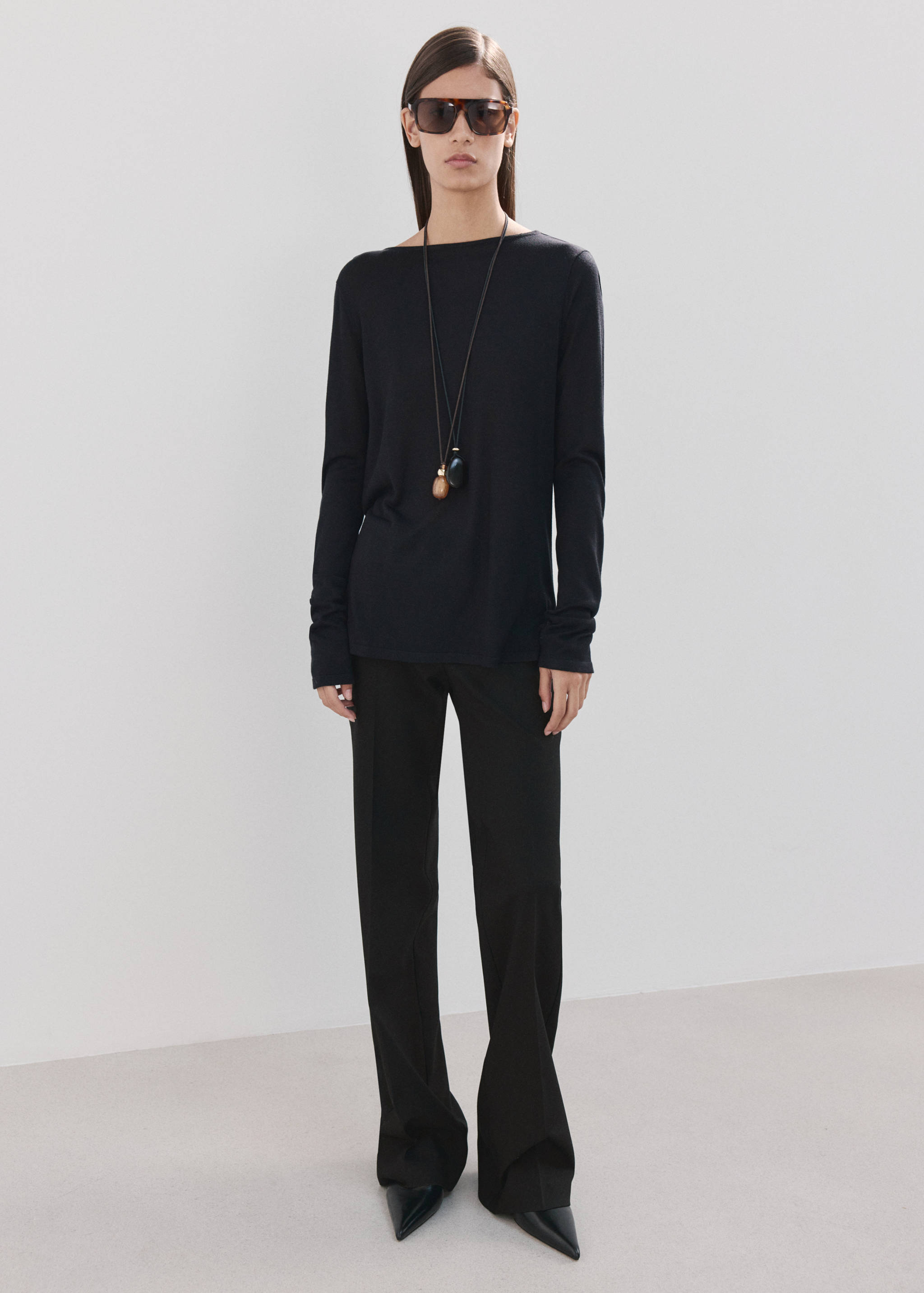 Strickpullover mit drapiertem Rücken - Allgemeine Ansicht