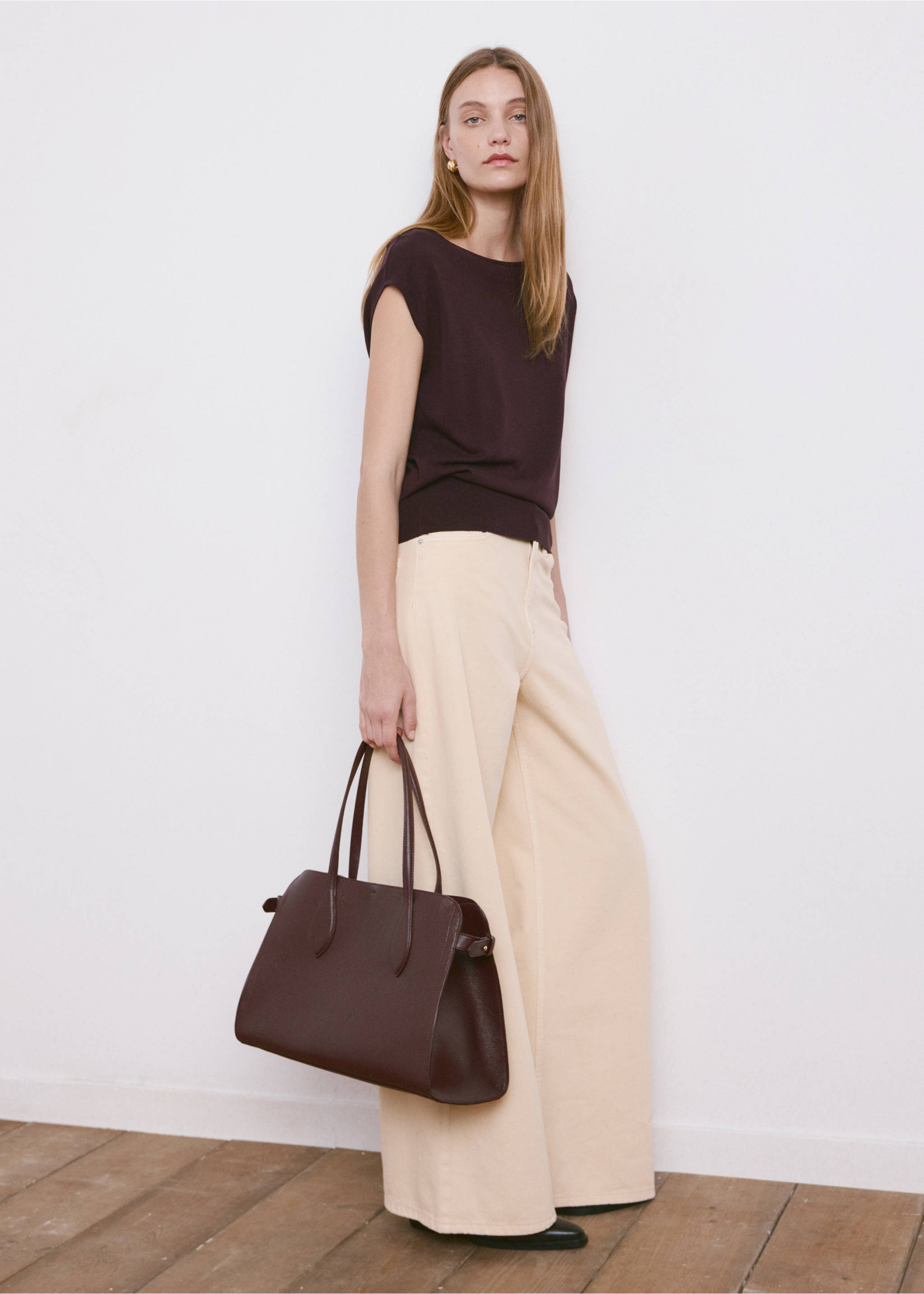 Short-sleeved knitted sweater - General plane, Wine. Ref: 27005828-00.