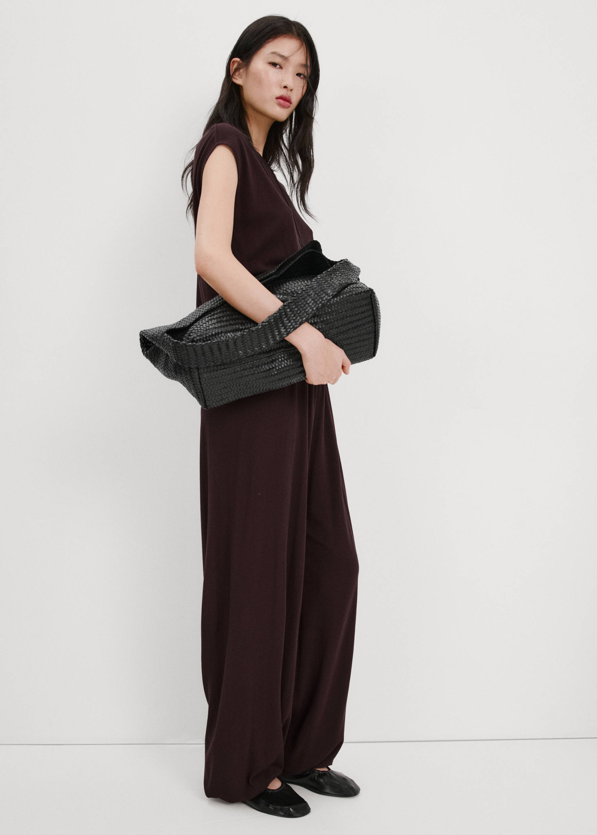 Short-sleeved knitted sweater - General plane