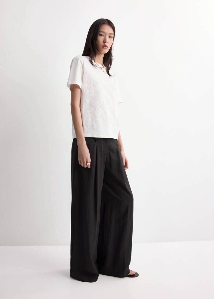 Floral-embroidered cotton t-shirt — Off White