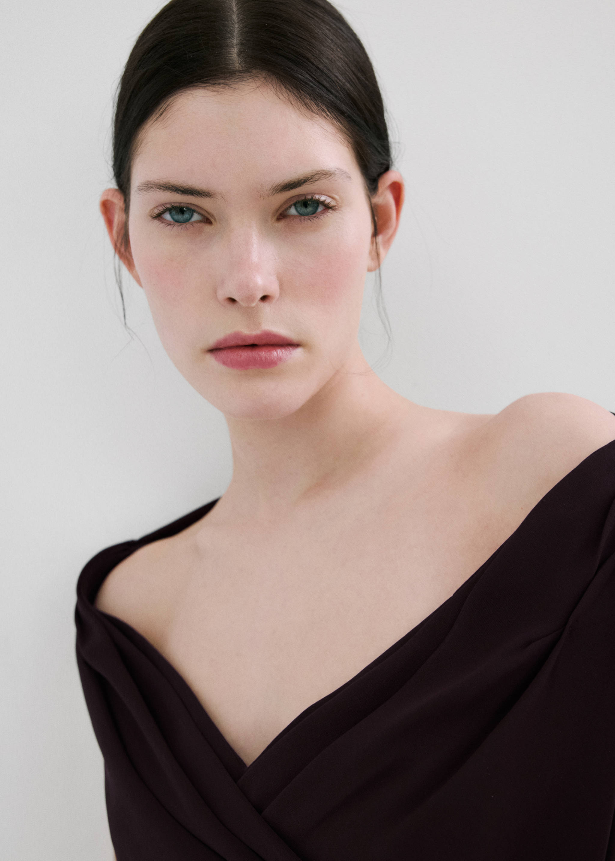 Robe froncée cache-cœur - Détail de l'article 1