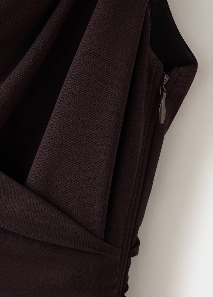 Ruched dress with crossover neckline — Brown