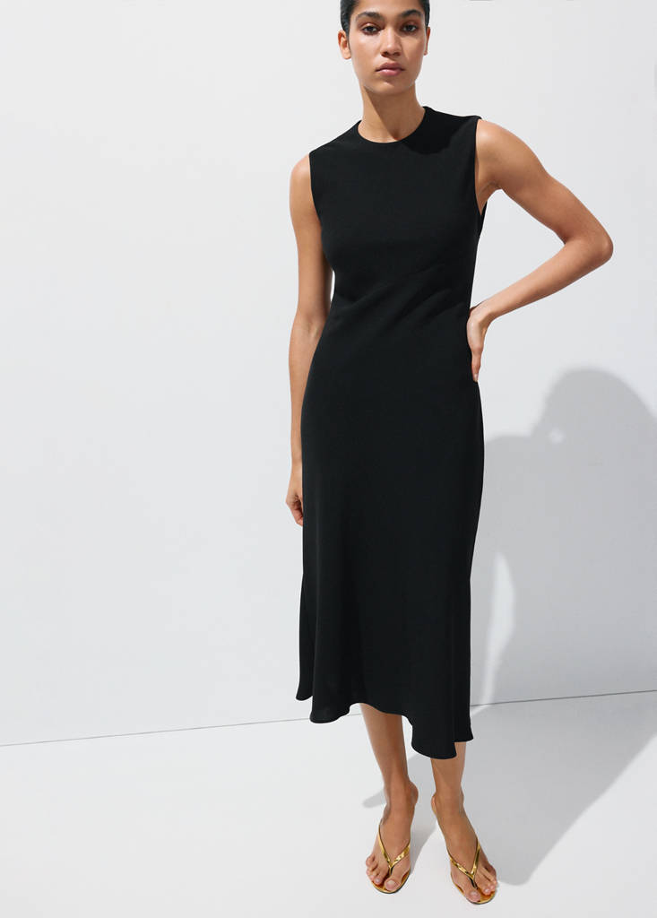 Midi-dress with open back — Black