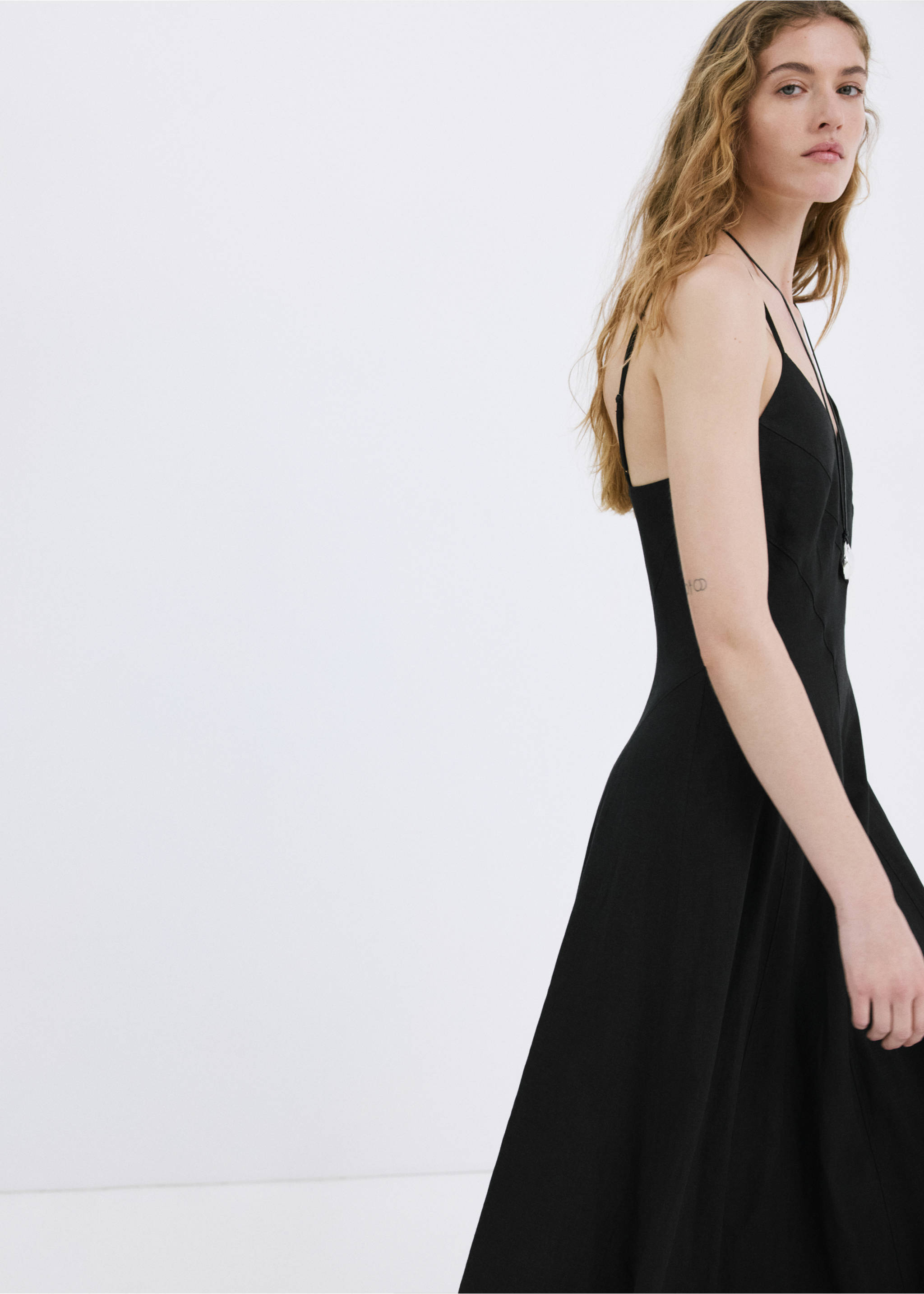 A-line linen dress - Medium plane, Black. Ref: 27005841-00.