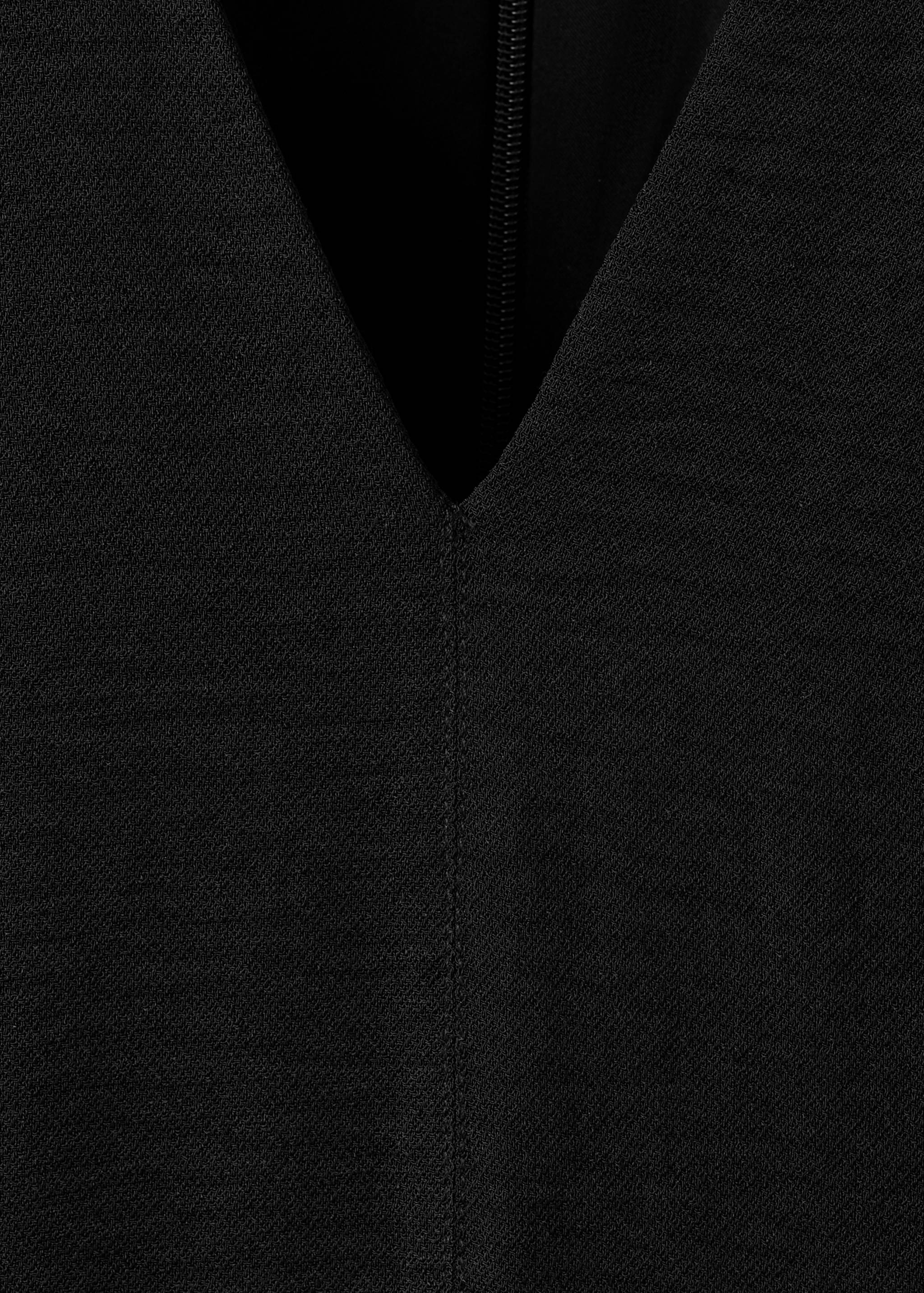 Flounce dress with V-neck - Details of the article 8