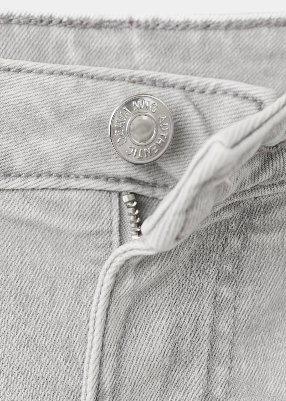 Straight shorts with frayed hem — Denim Grey