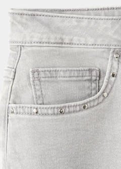 Straight shorts with frayed hem — Denim Grey 10