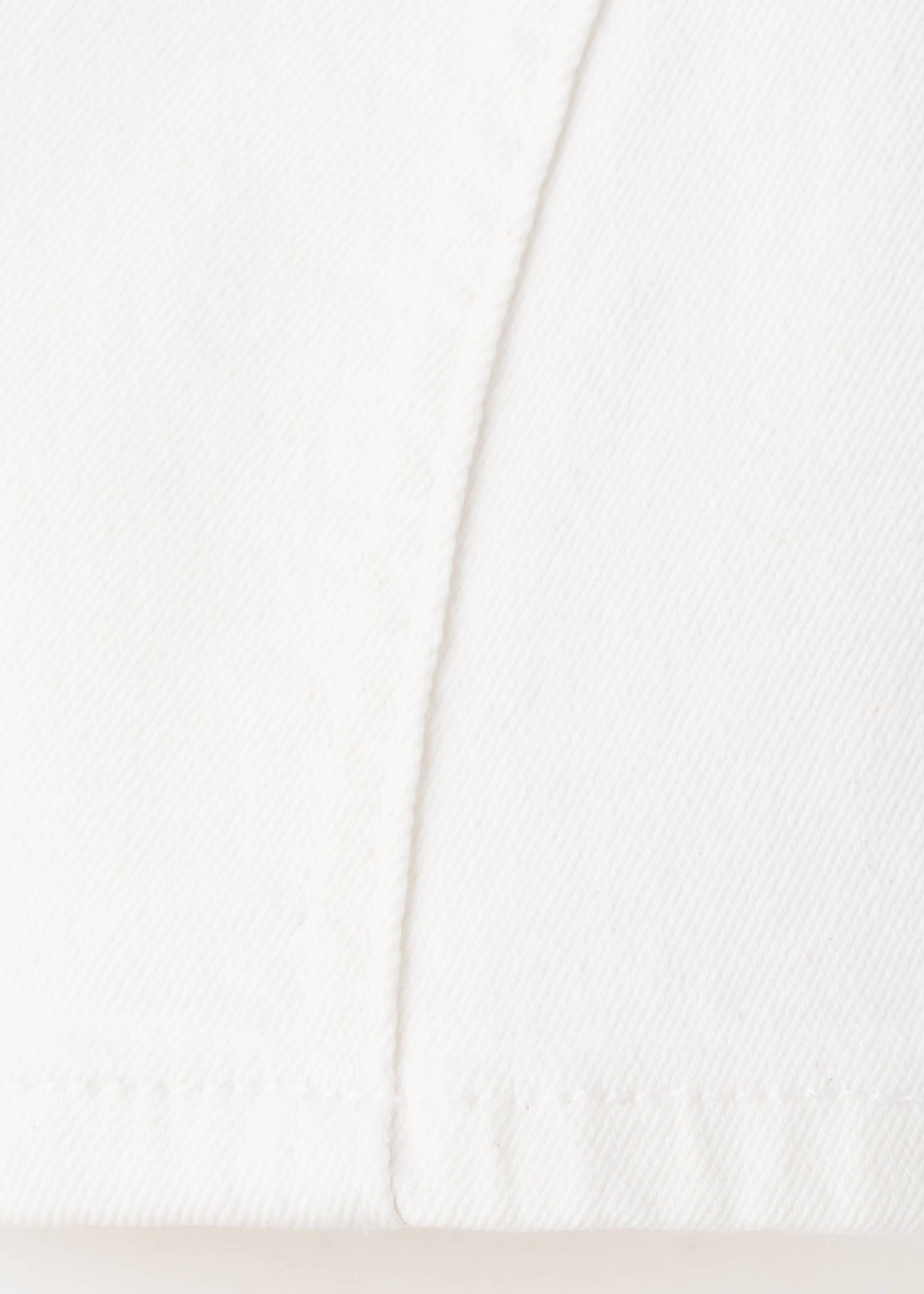 Mini-Shorts mit Nahtdetails - Detail des Artikels 0