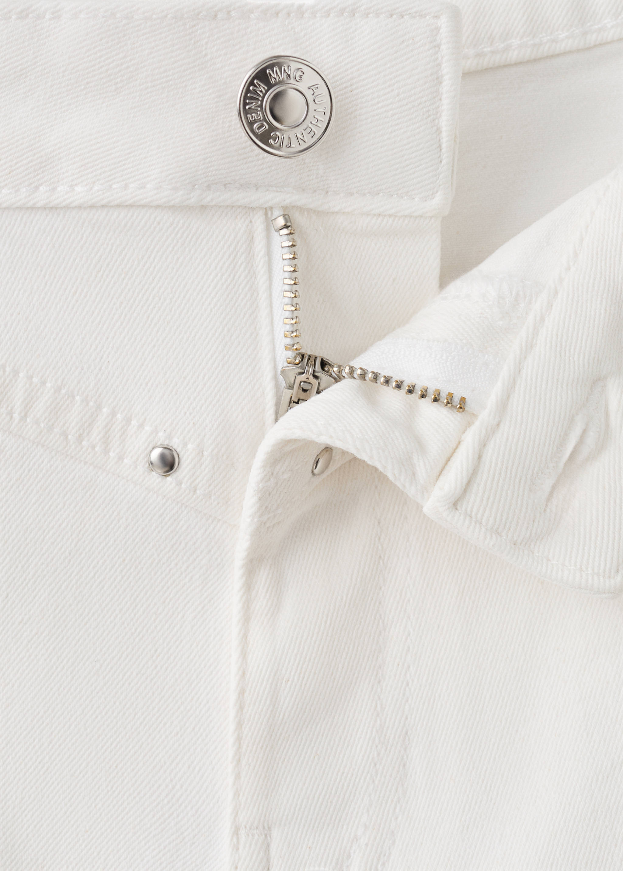 Studded pocket shorts - Details of the article 8