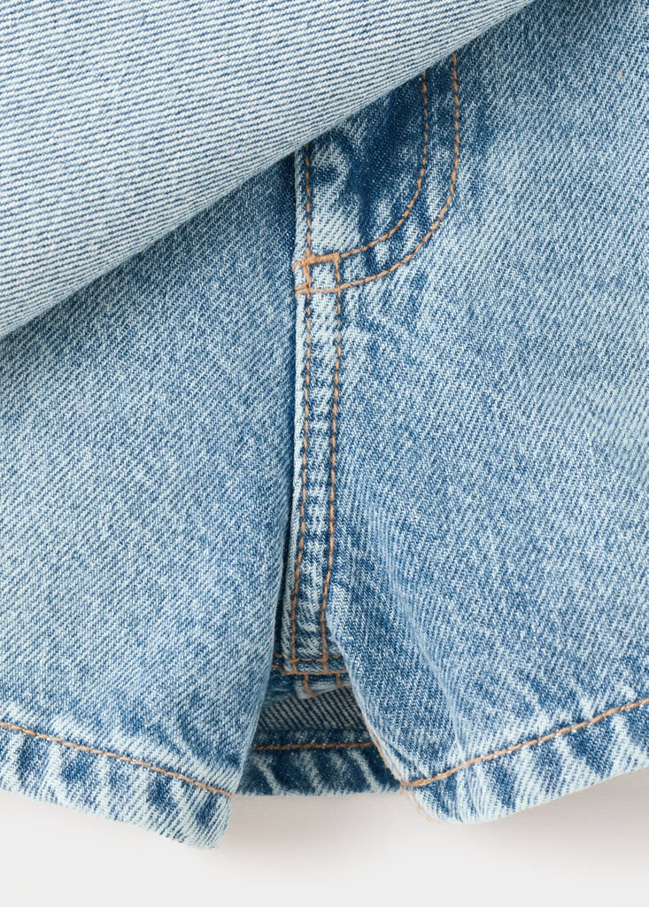 Shorts with removable scarf detail — Light Blue
