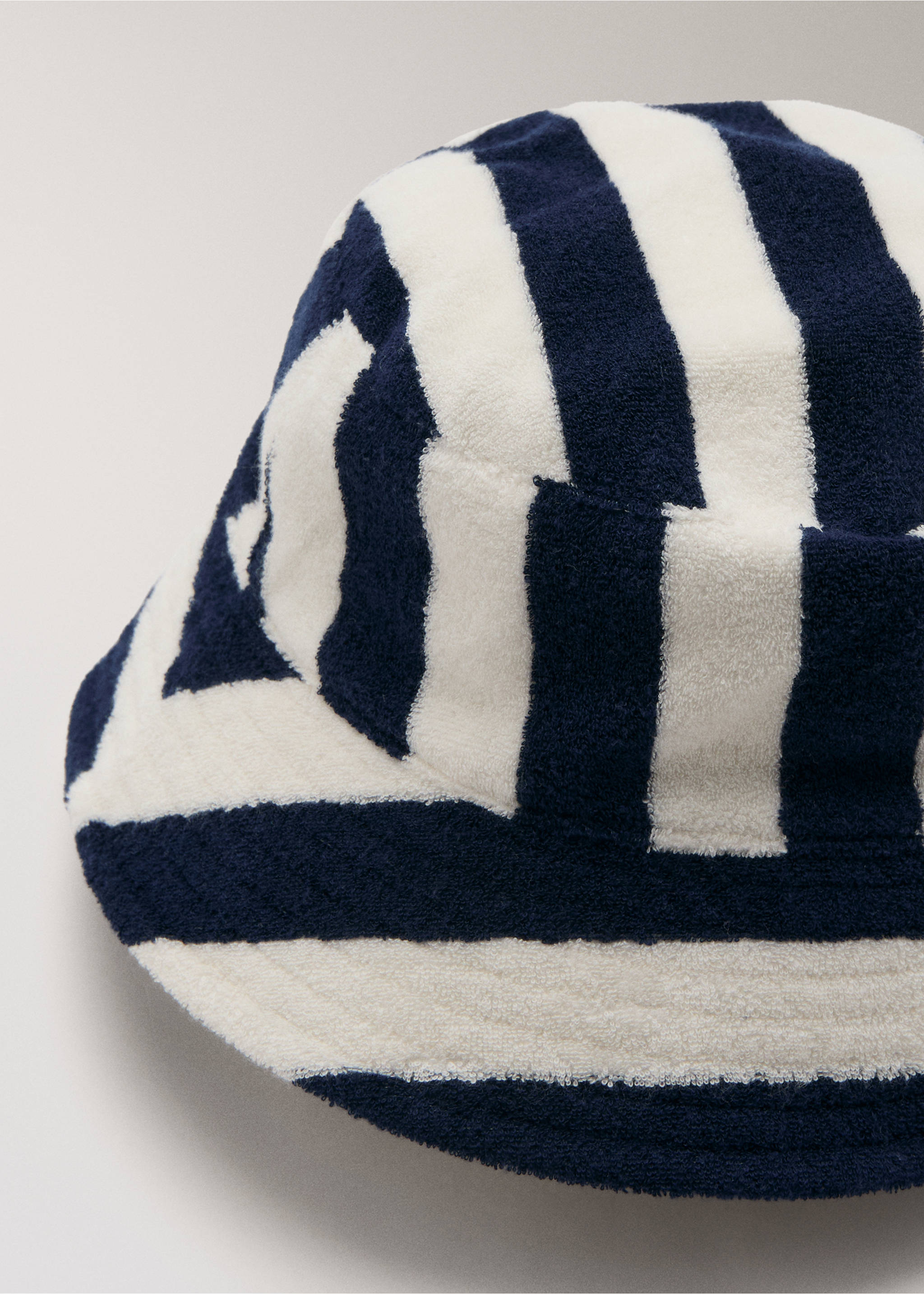 Striped terry cloth bucket hat - Medium plane, Blue. Ref: 27005974-00.