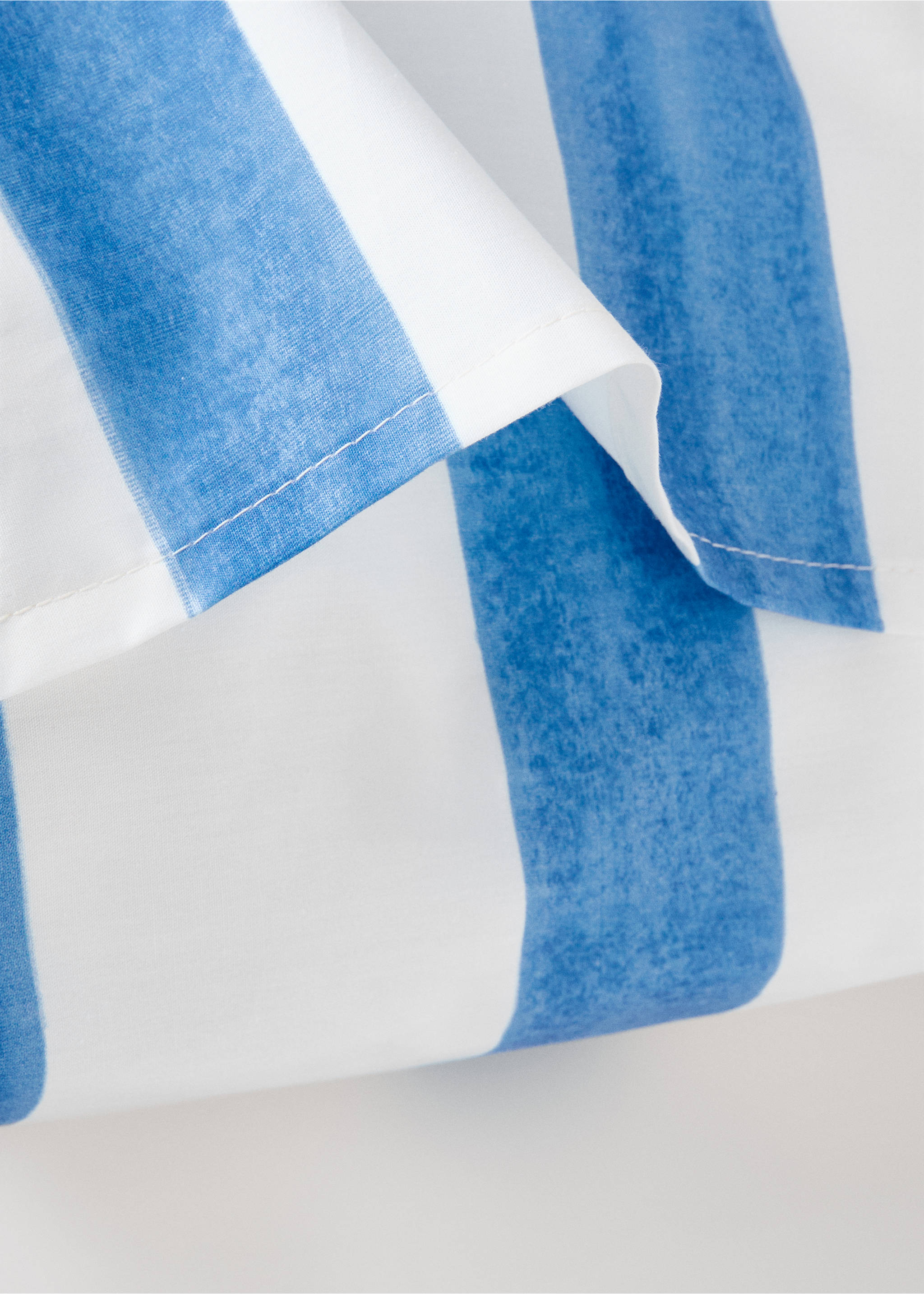 Dva povlaky na polštáře z bavlněného perkálu s akvarelovým kostkovaným vzorem 60x60 cm - Detail zboží 1, Modrá. Ref: 27005979-00.