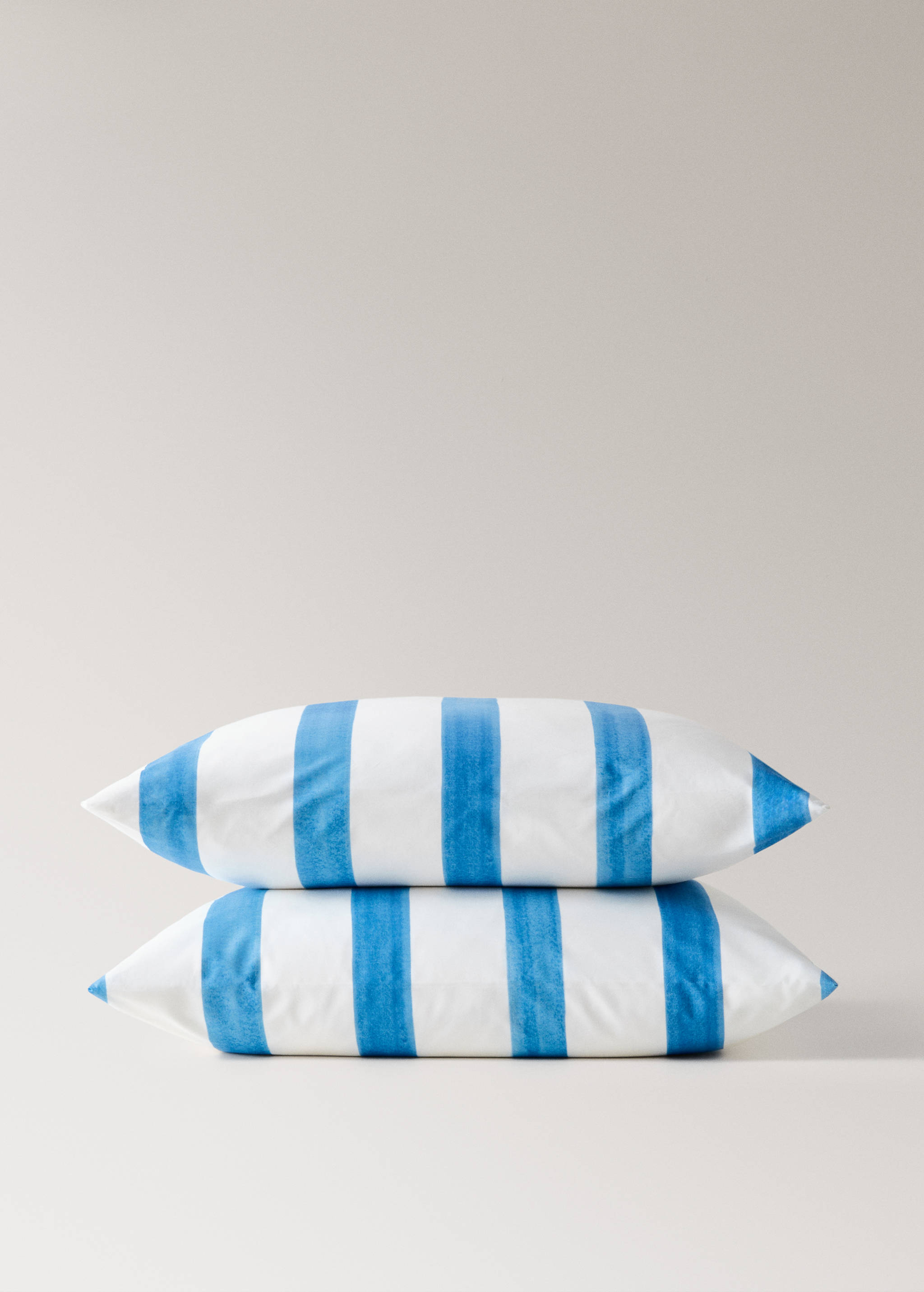 Deux taies d’oreiller en coton percale à carreaux effet aquarelle 60x60 cm - Détail de l'article 3