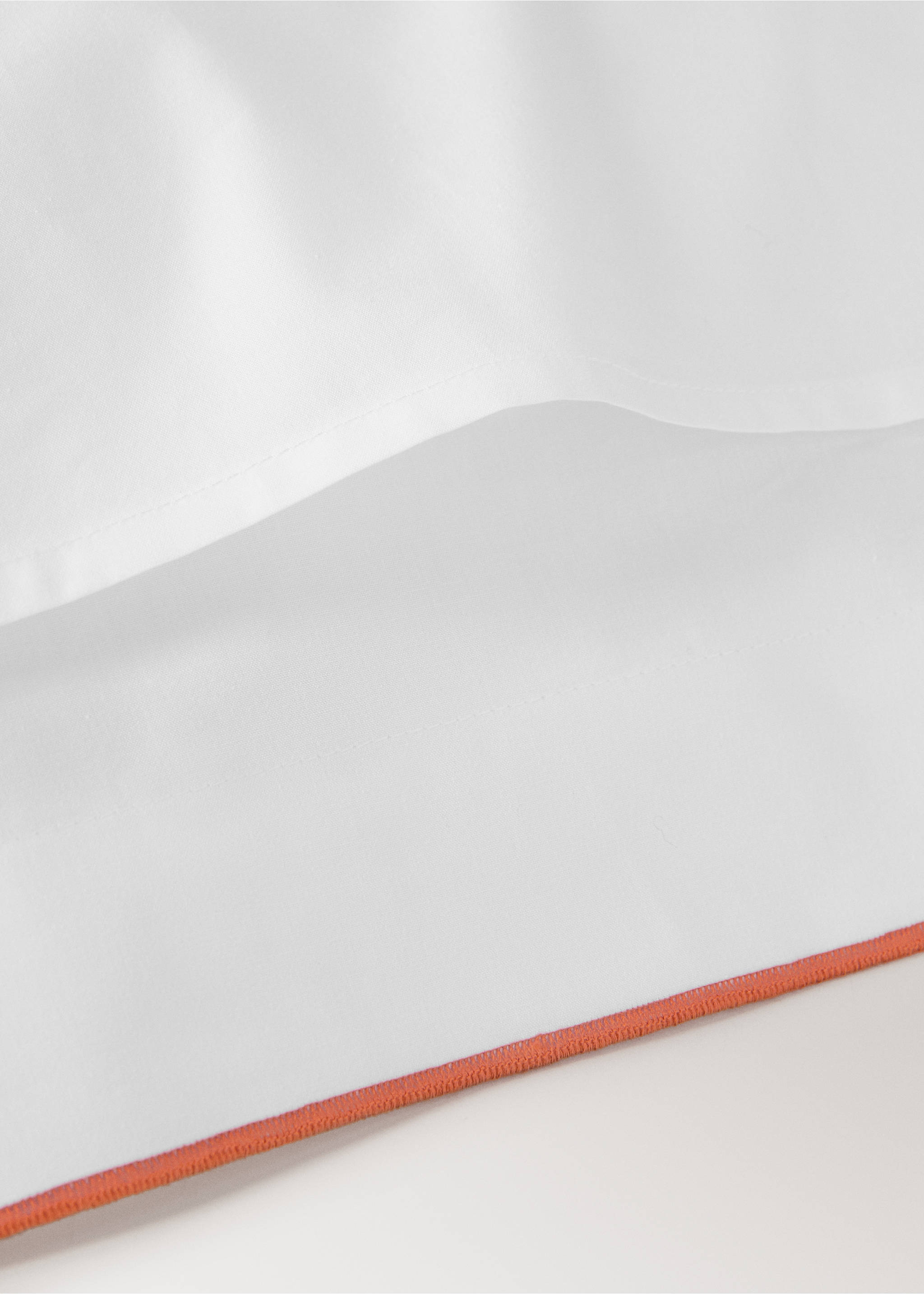 Două fețe de pernă din bumbac percal 200 fire overlock contrast 60x60 cm - Detaliu al articolului 1, Albastru-cerneală. Ref: 27005982-00.