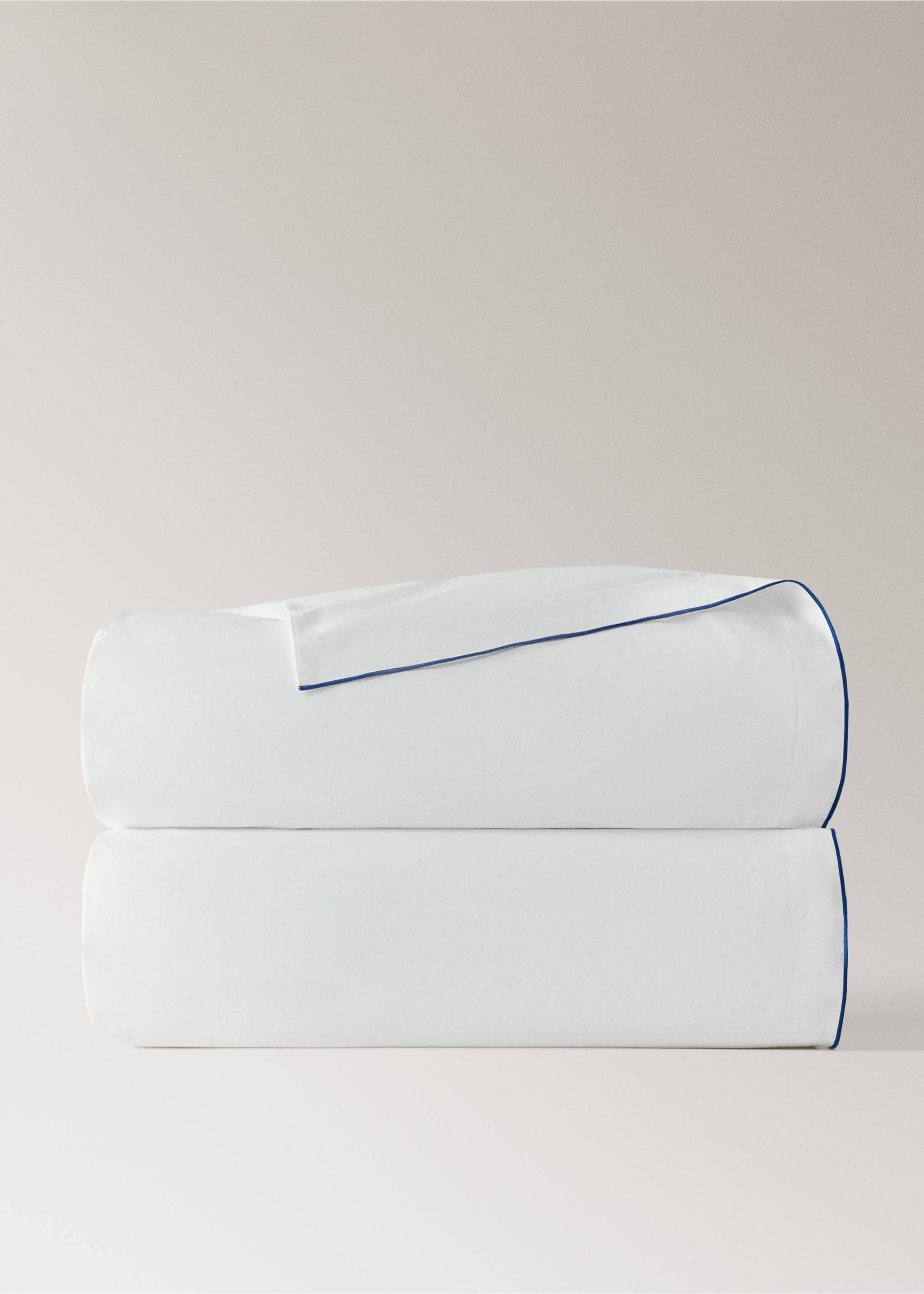 200-thread count percale cotton duvet cover with contrasting overlock for 150/160 cm bed - Article without model, Ink Blue. Ref: 27005984-00.