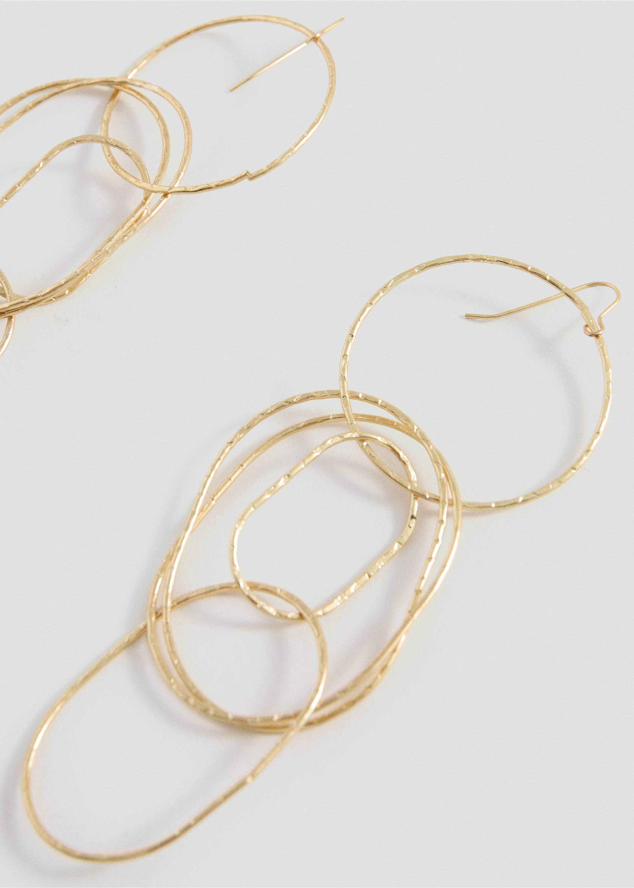 Перекрещенные серьги-кольца - Средний план, Золото. Ref: 27005995-00.