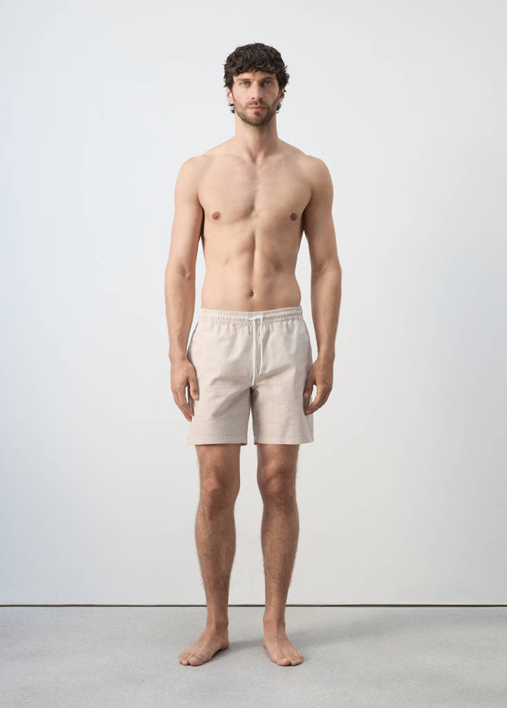 Seersucker swimming trunks — Sand