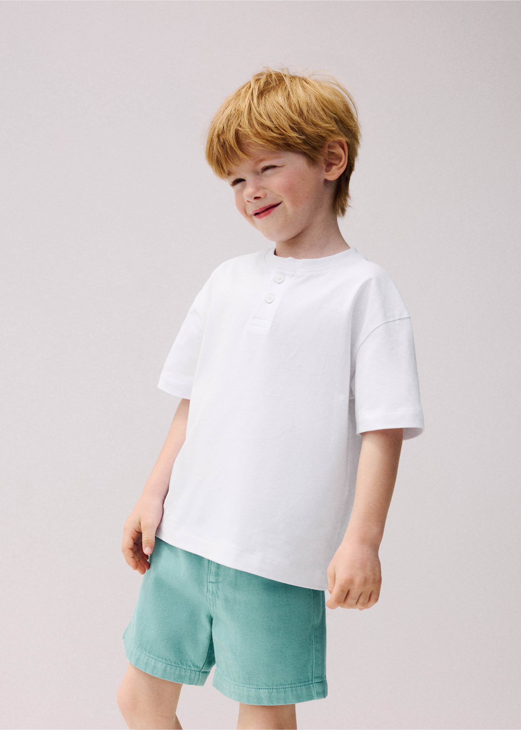 Baumwollshirt mit Knöpfen - Allgemeine Ansicht, Weiß. Ref: 27006352-00.
