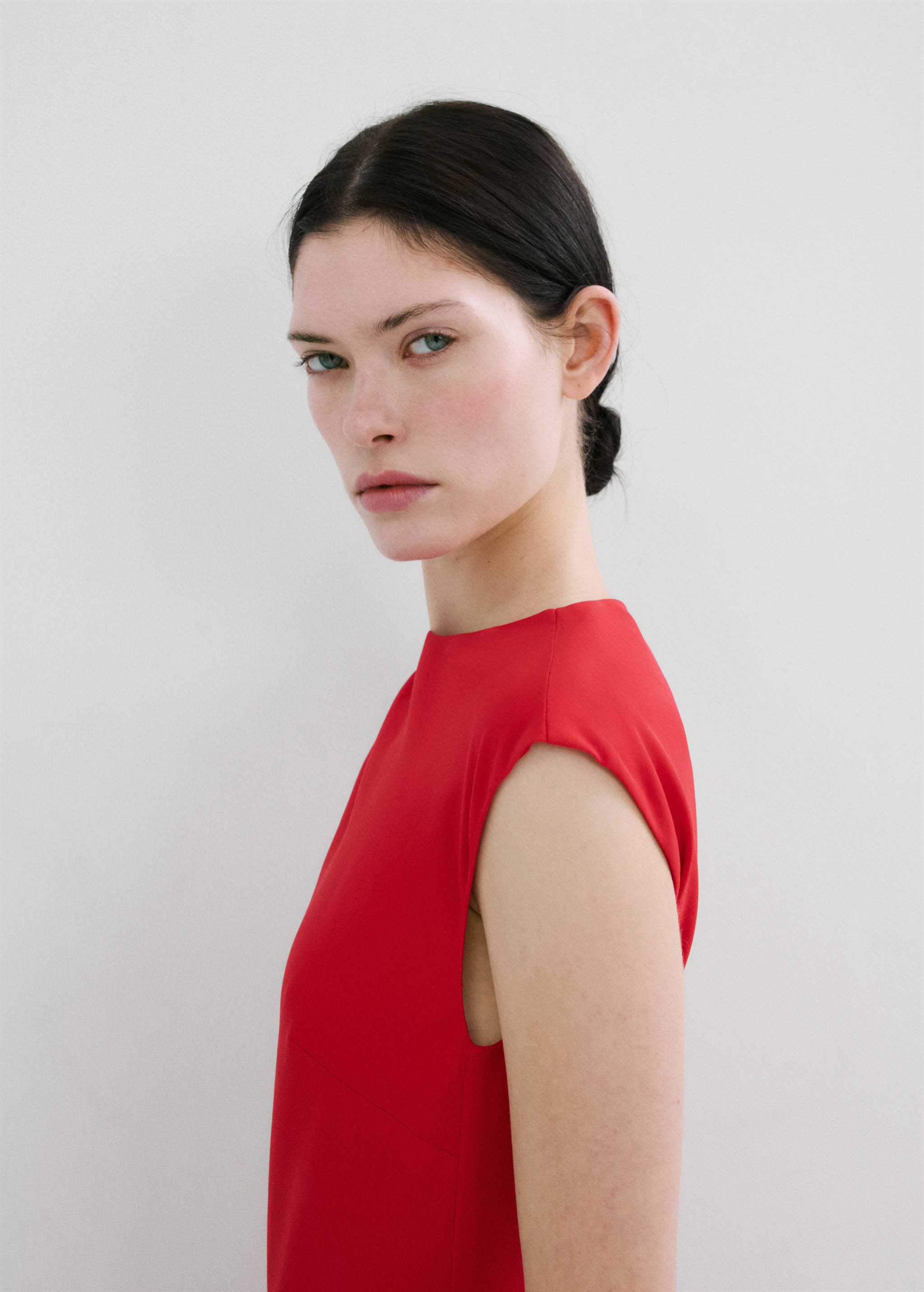 Robe midi à manches asymétriques - Détail de l'article 1