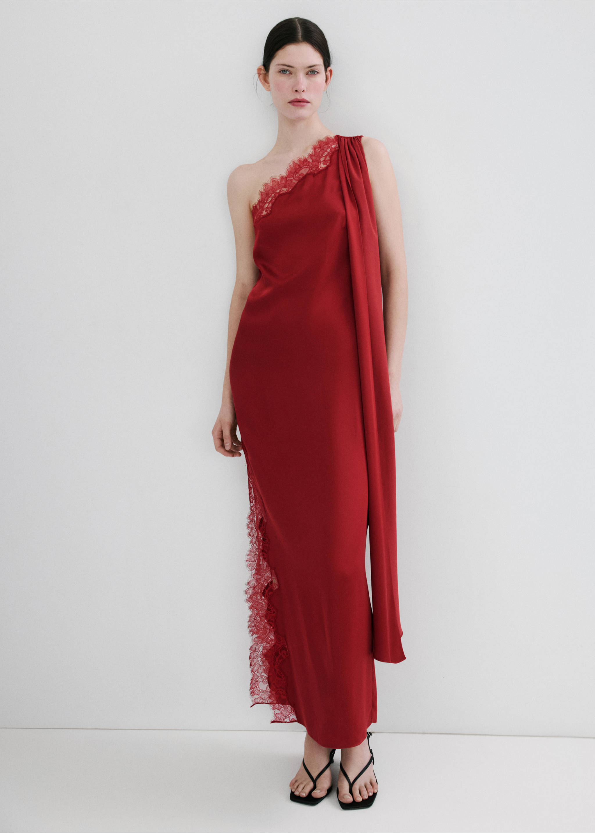 Robe asymétrique foulard - Plan général, Rouge. Ref: 27006363-00.