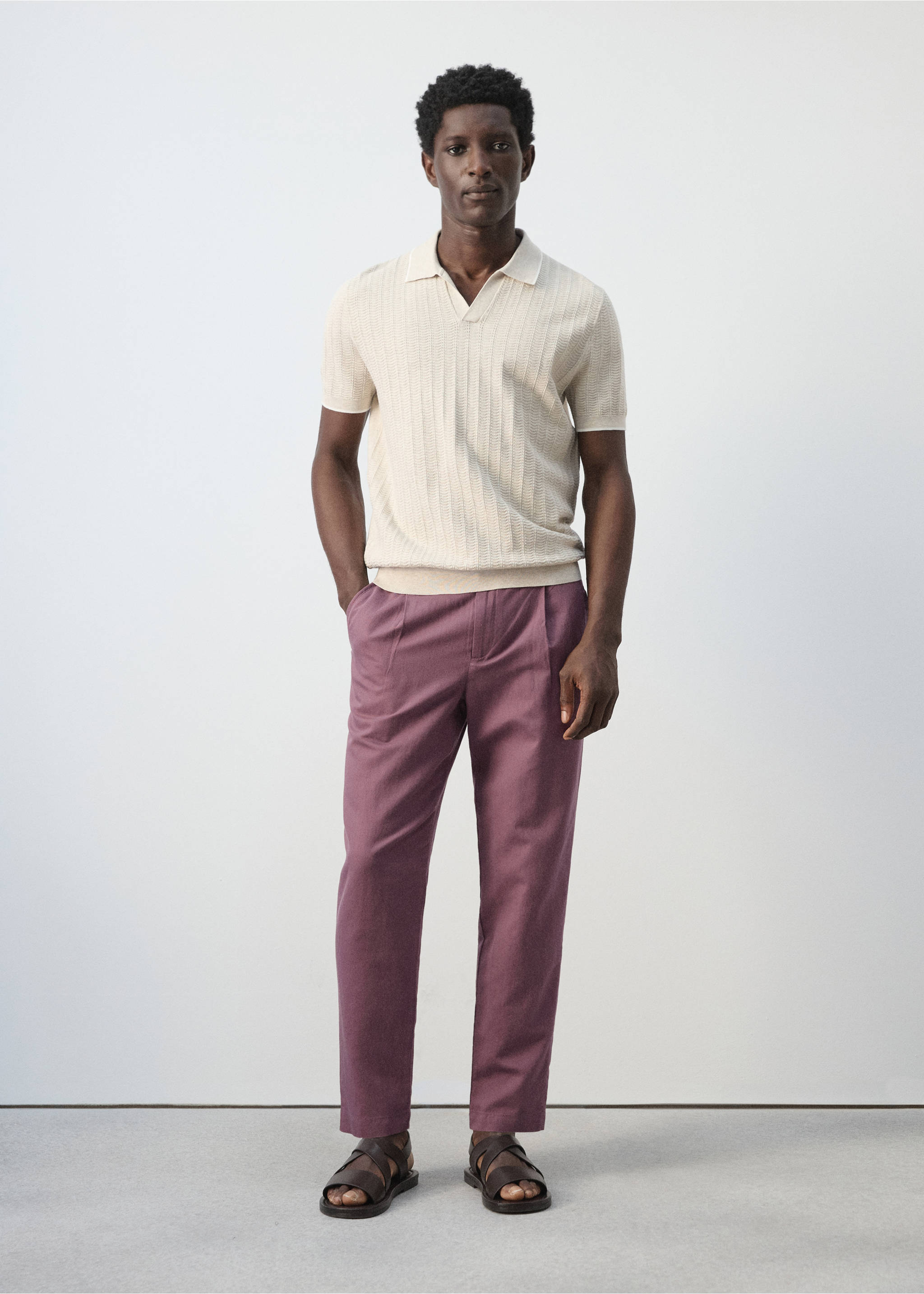 Pantalón lino algodón slim fit cropped - Plano general, Ciruela. Ref: 27006714-00.