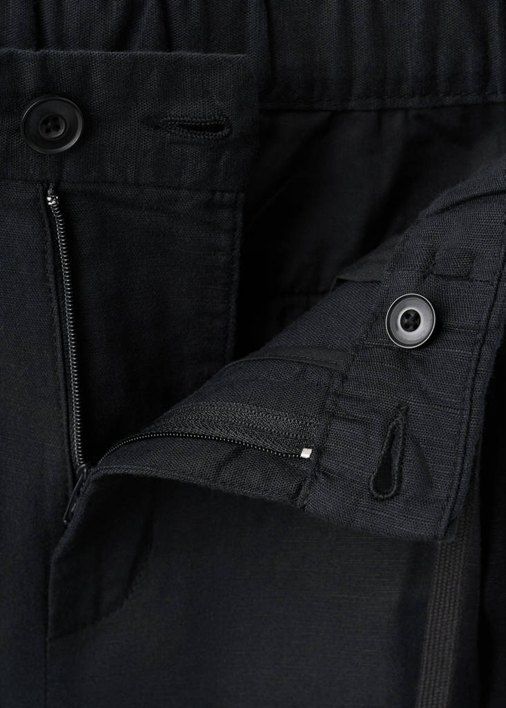 Slim fit cropped linen-cotton trousers — Black