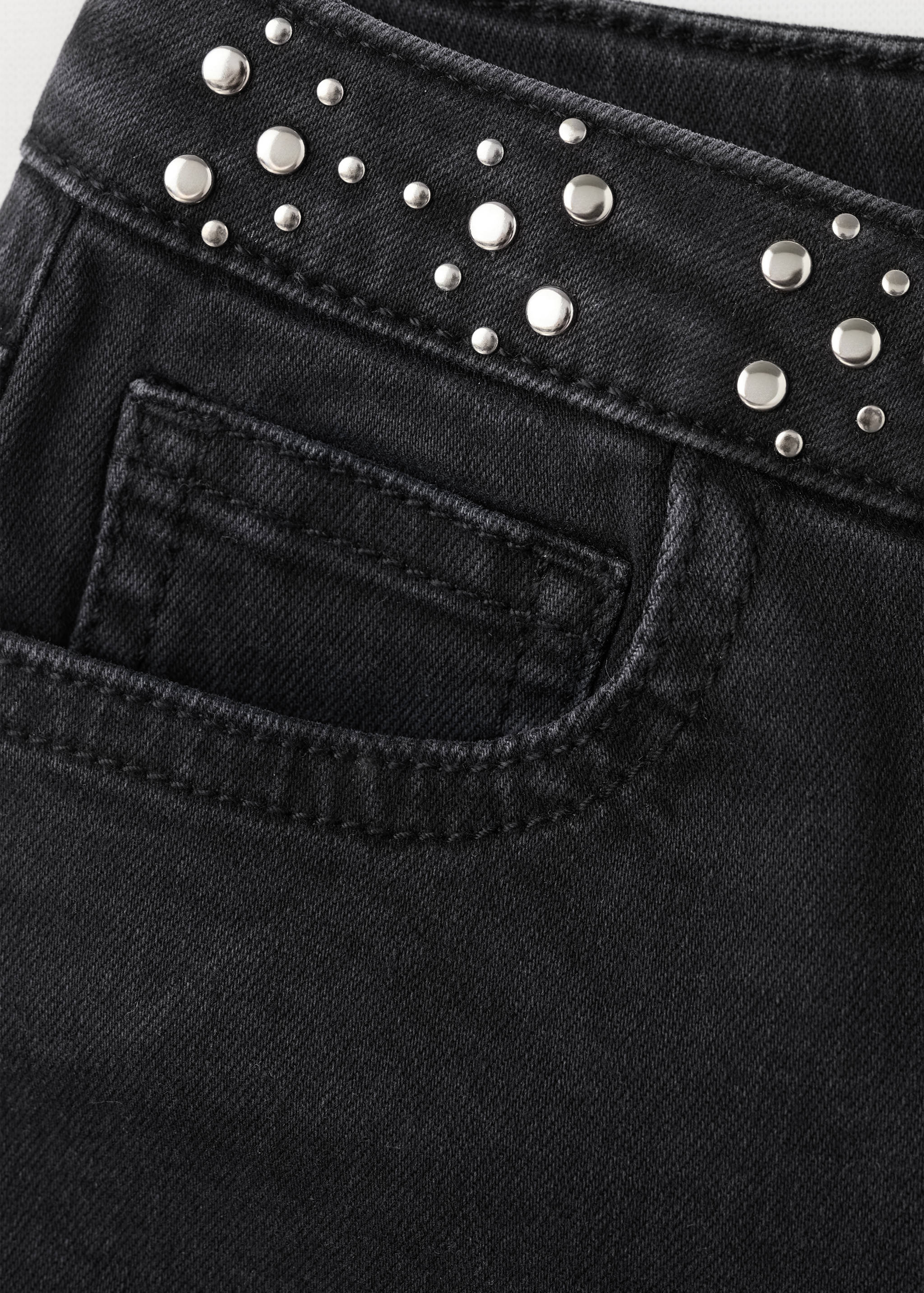 Шорты из денима с заклепками - Деталь изделия 0