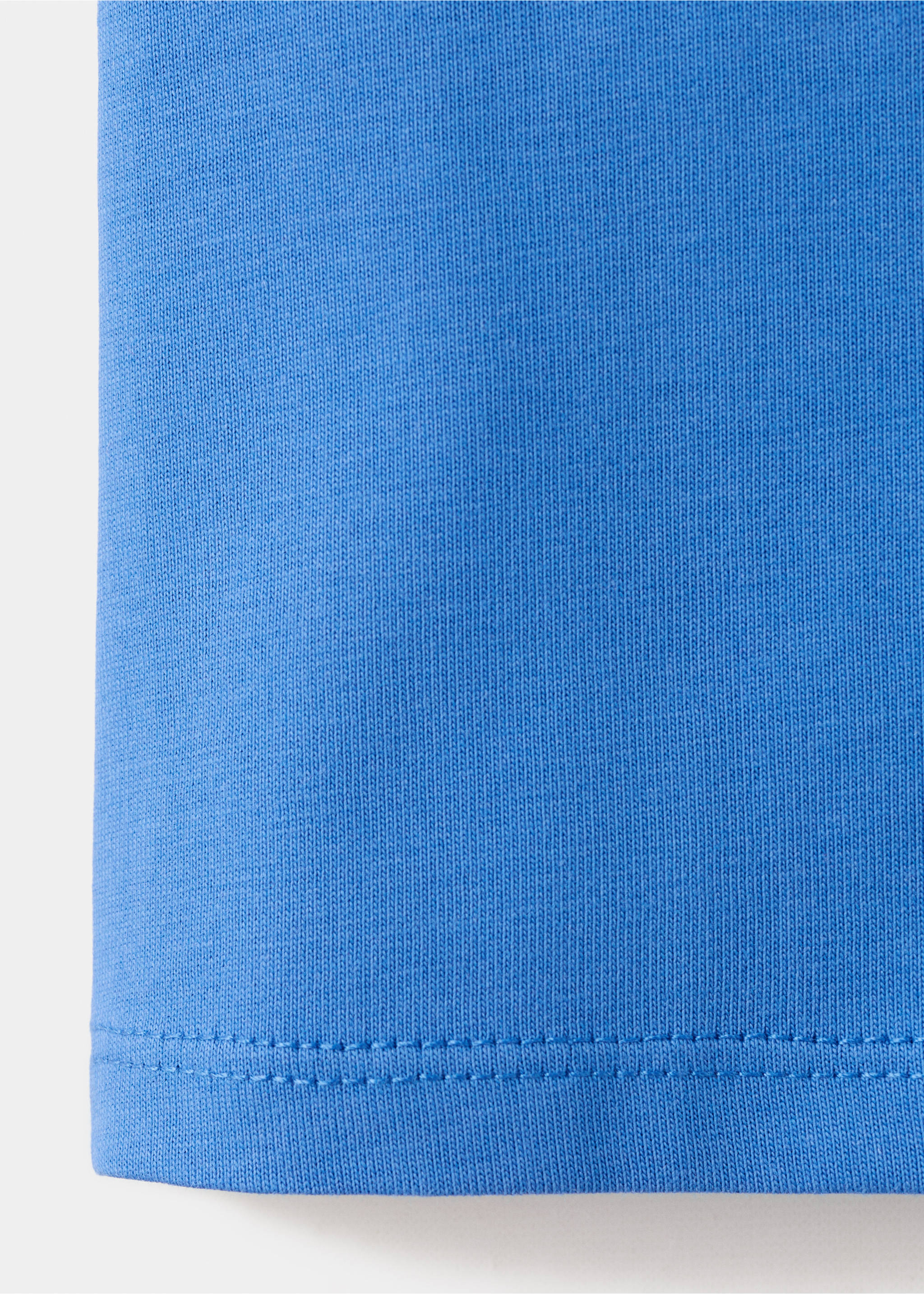 T-shirt asymétrique brodé - Détail de l'article 0, Bleu électrique. Ref: 27006752-00.