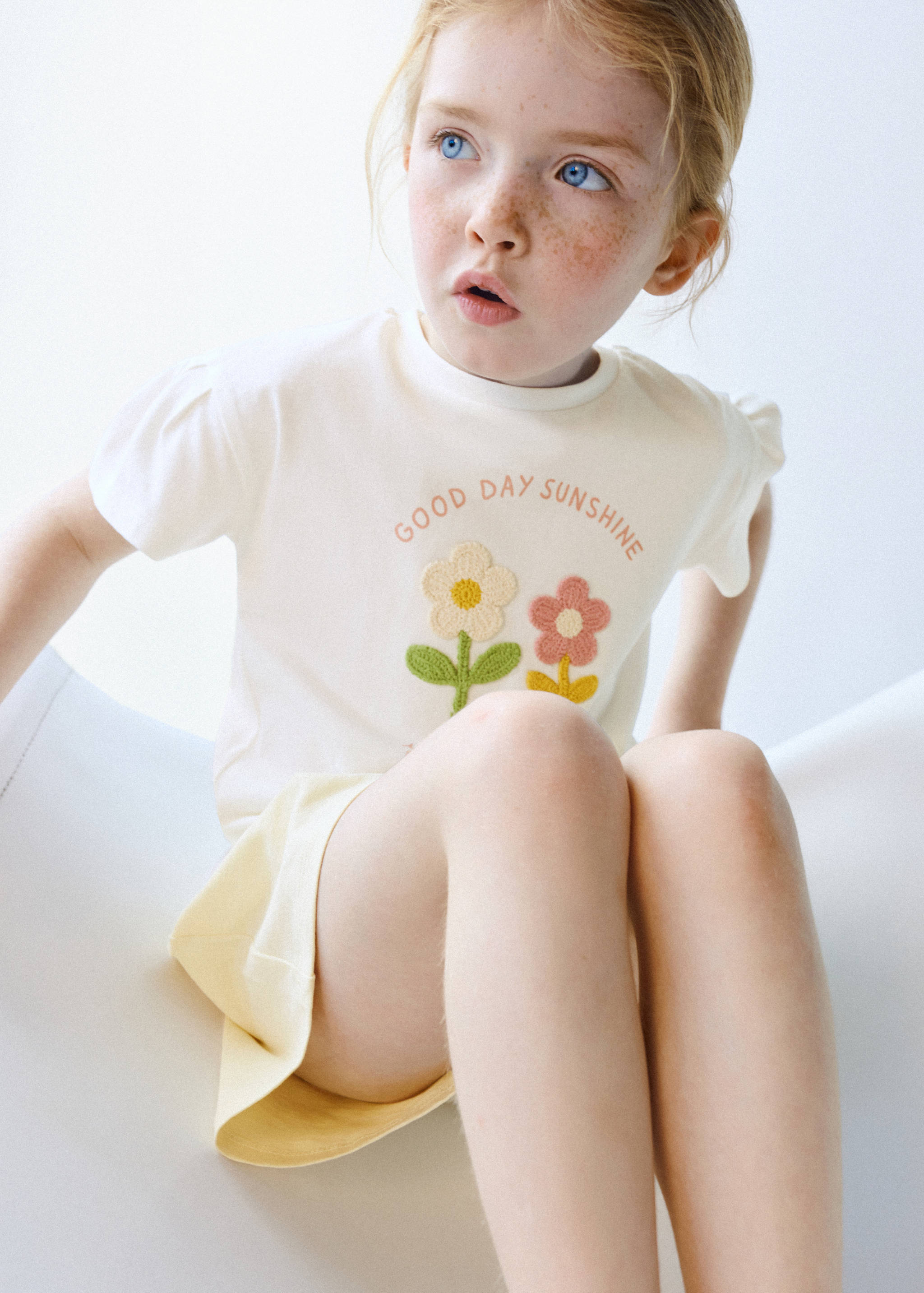 Camiseta algodón flores bordadas - Detalle del artículo 1