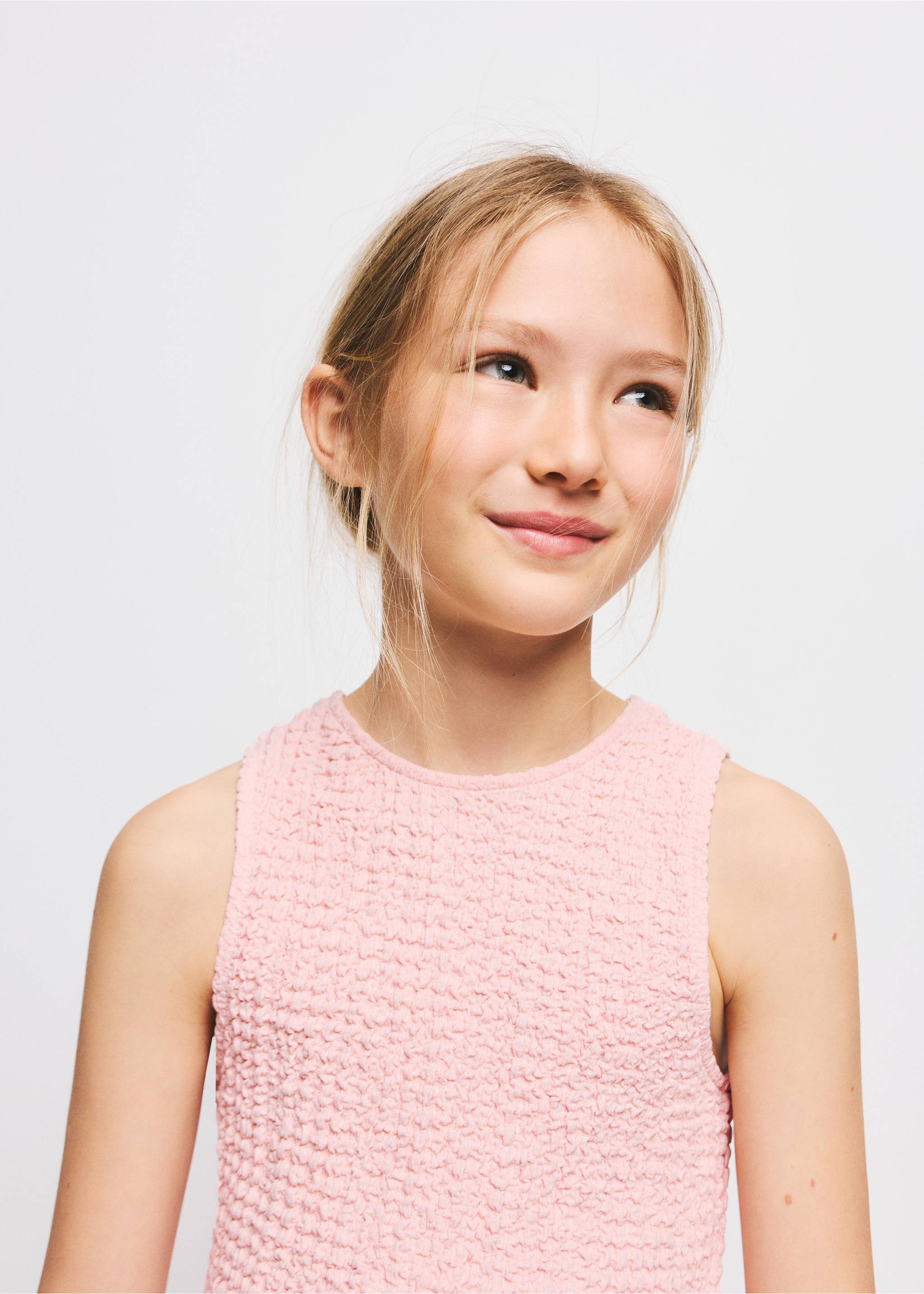 Ruffled top with bows - Details of the article 1, Pink. Ref: 27006757-00.