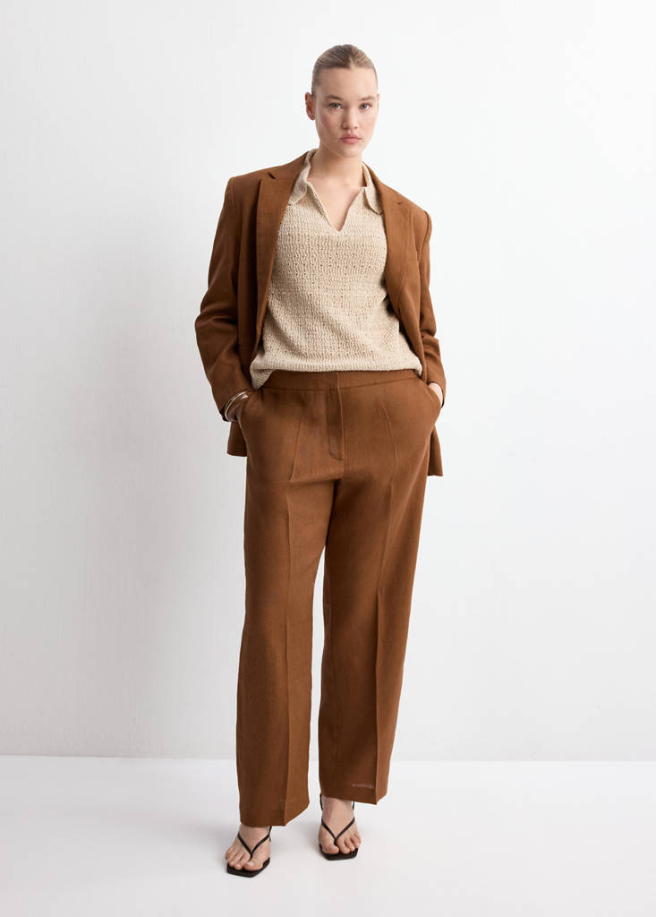 Knitted polo-neck sweater — Sand