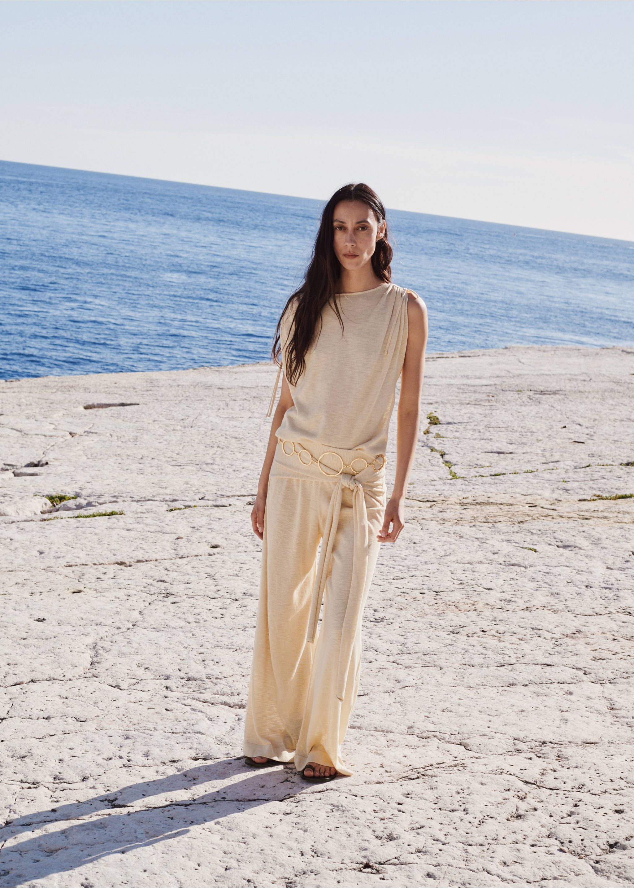 Short-sleeved fine-knit sweater - General plane, Ecru. Ref: 27007147-00.