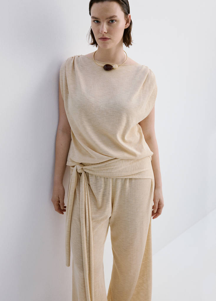 Short-sleeved fine-knit sweater — Ecru