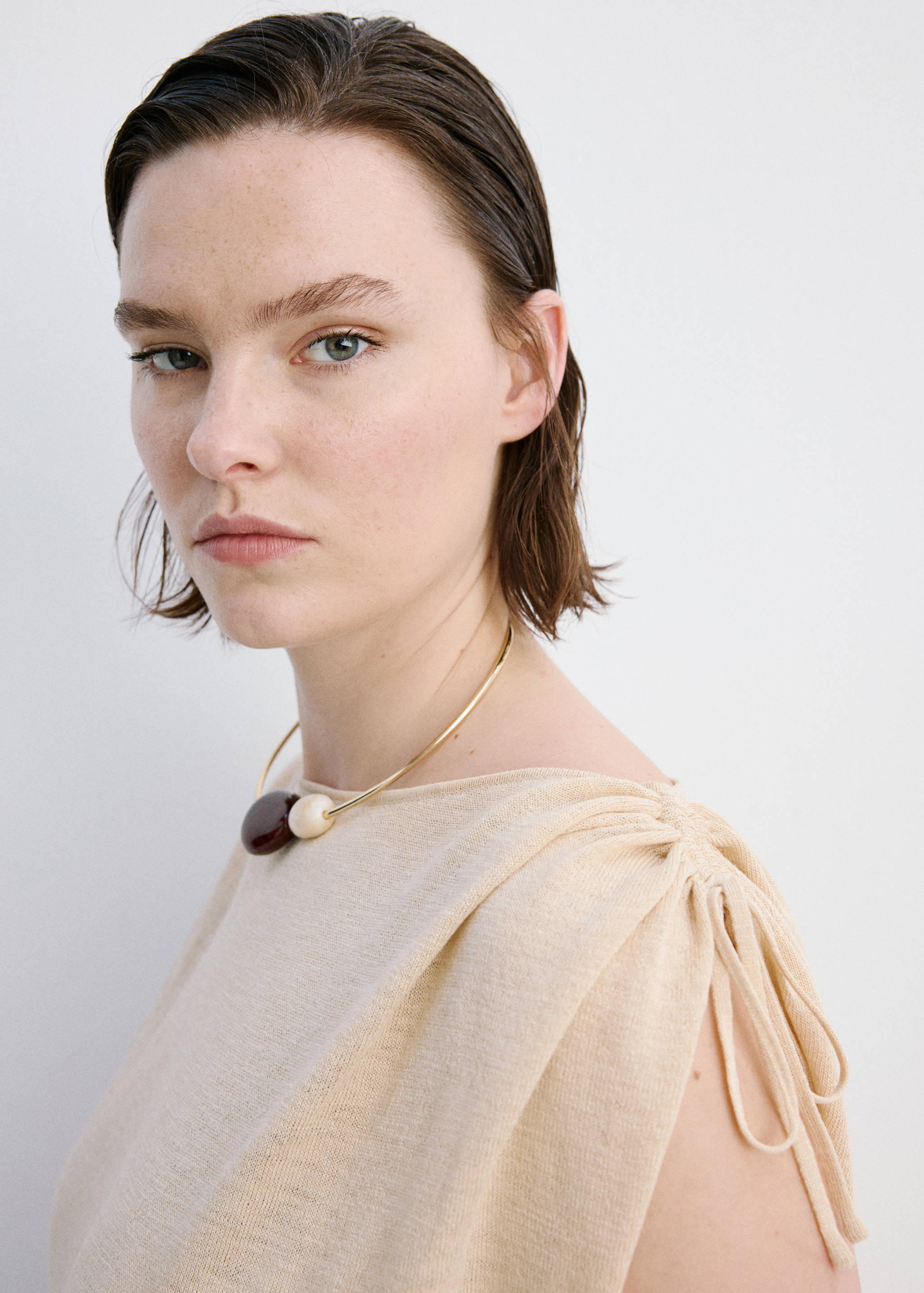 Short-sleeved fine-knit sweater - Details of the article 4