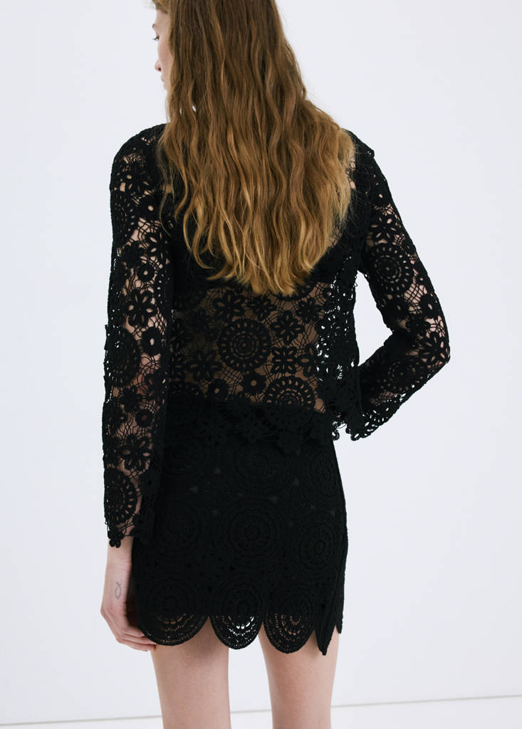 Openwork knitted floral sweater — Black