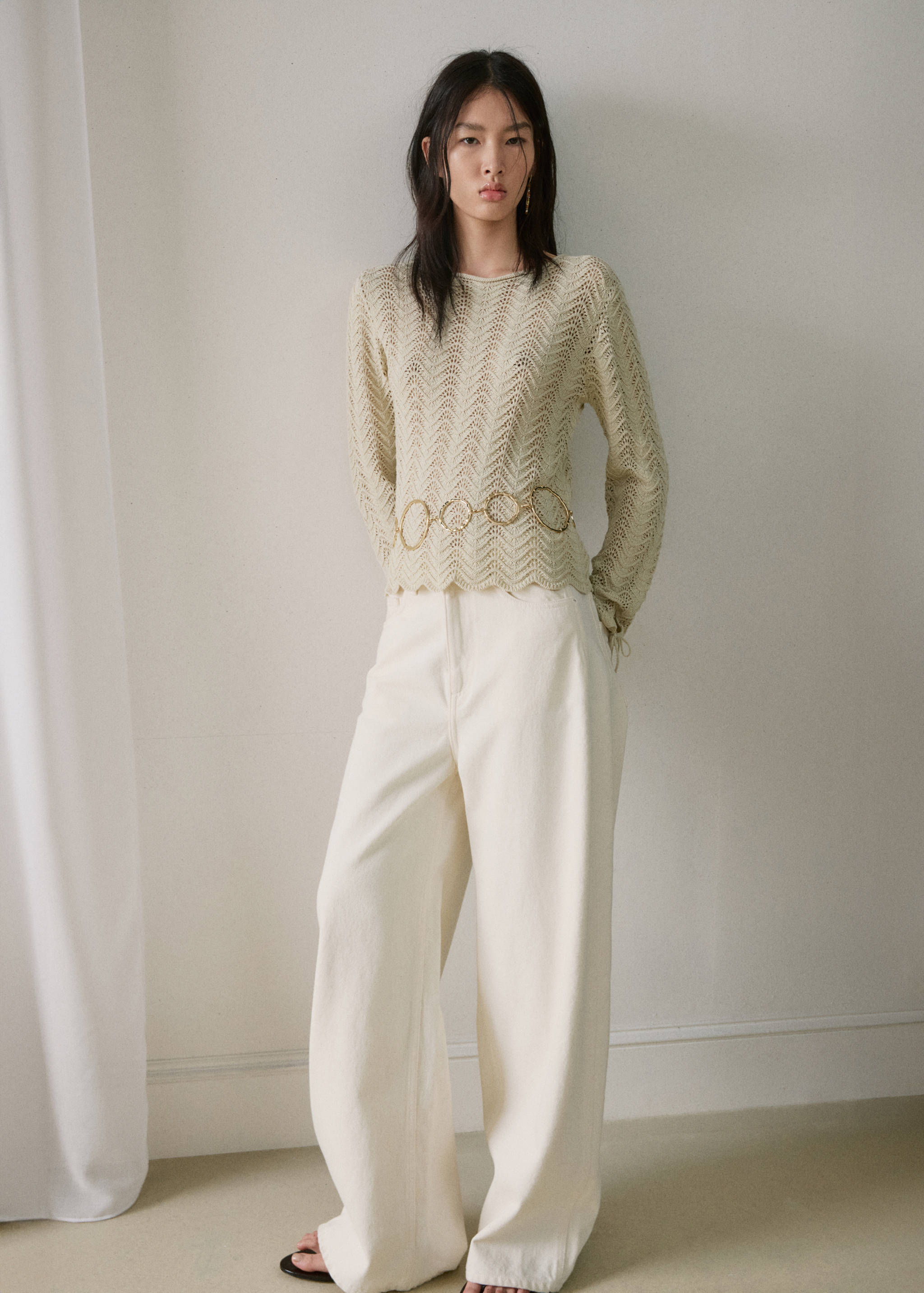 Knitted sweater with openwork details - General plane